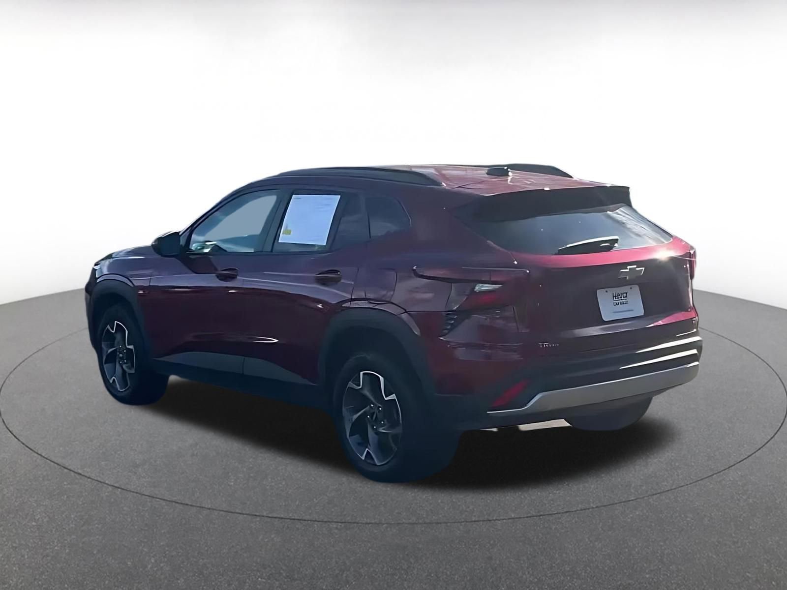 Thumbnail: 2025 Chevrolet Trax - 11