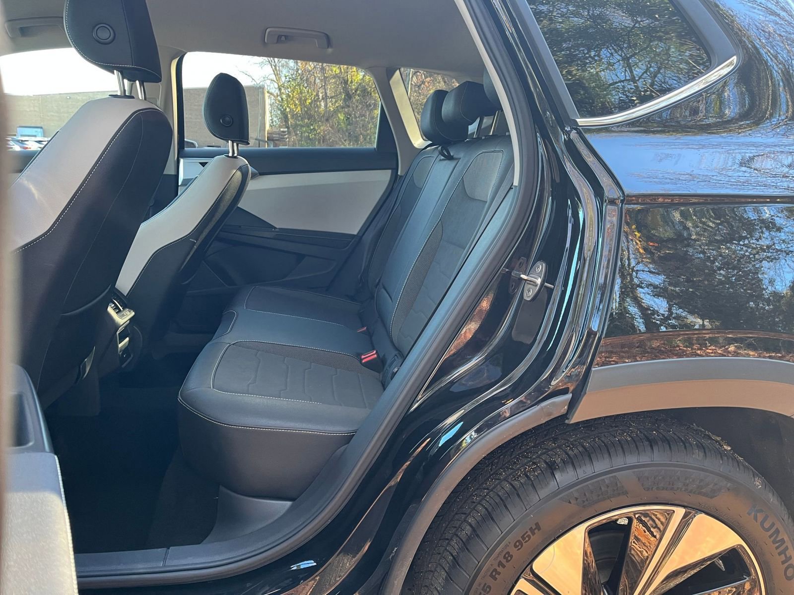 Thumbnail: 2025 Volkswagen Taos - 25