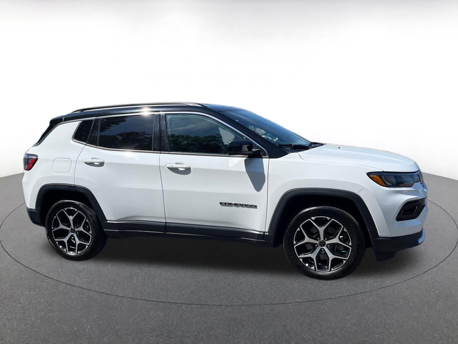 Thumbnail: 2025 Jeep Compass - 18