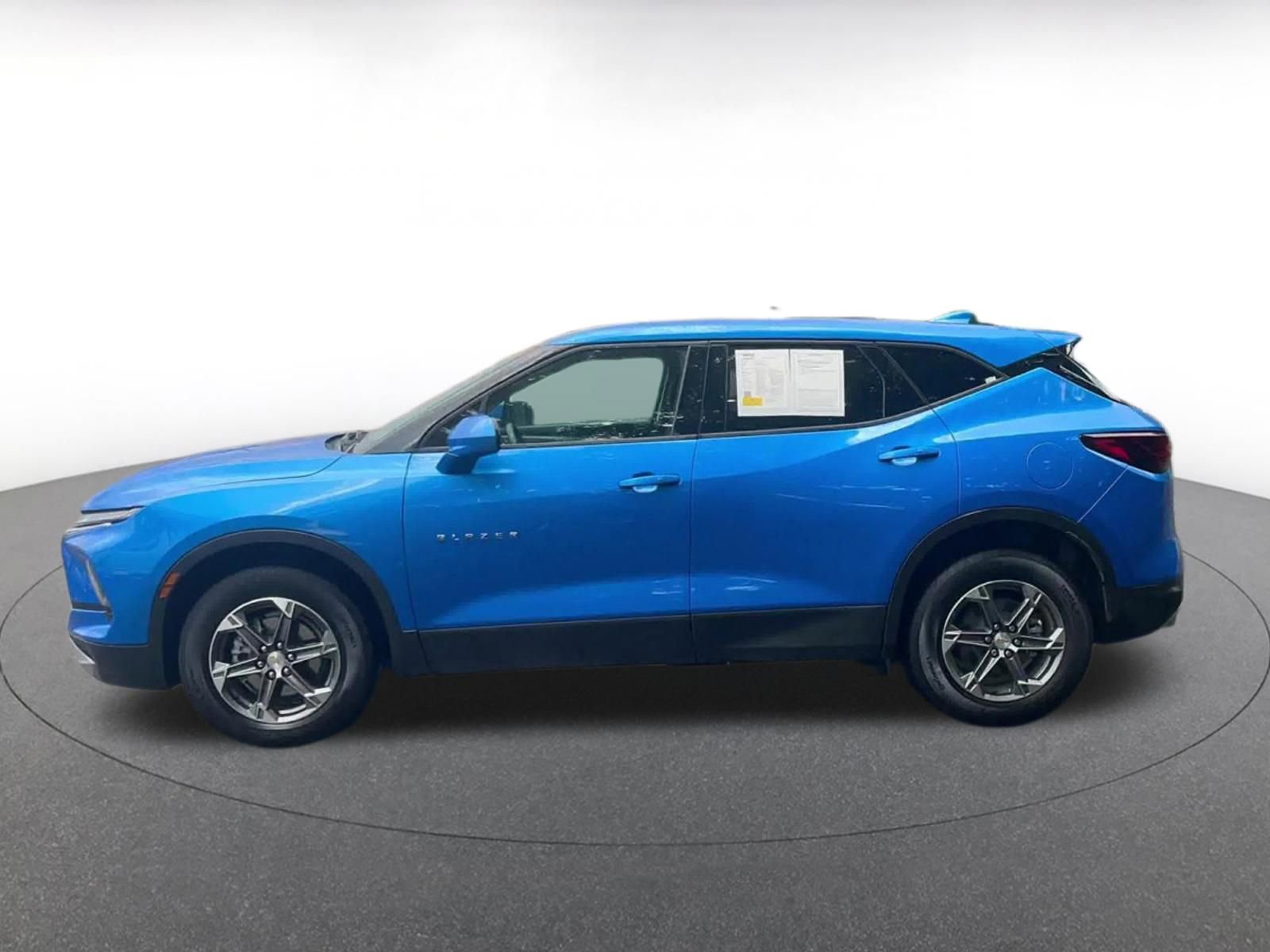Thumbnail: 2025 Chevrolet Blazer - 9