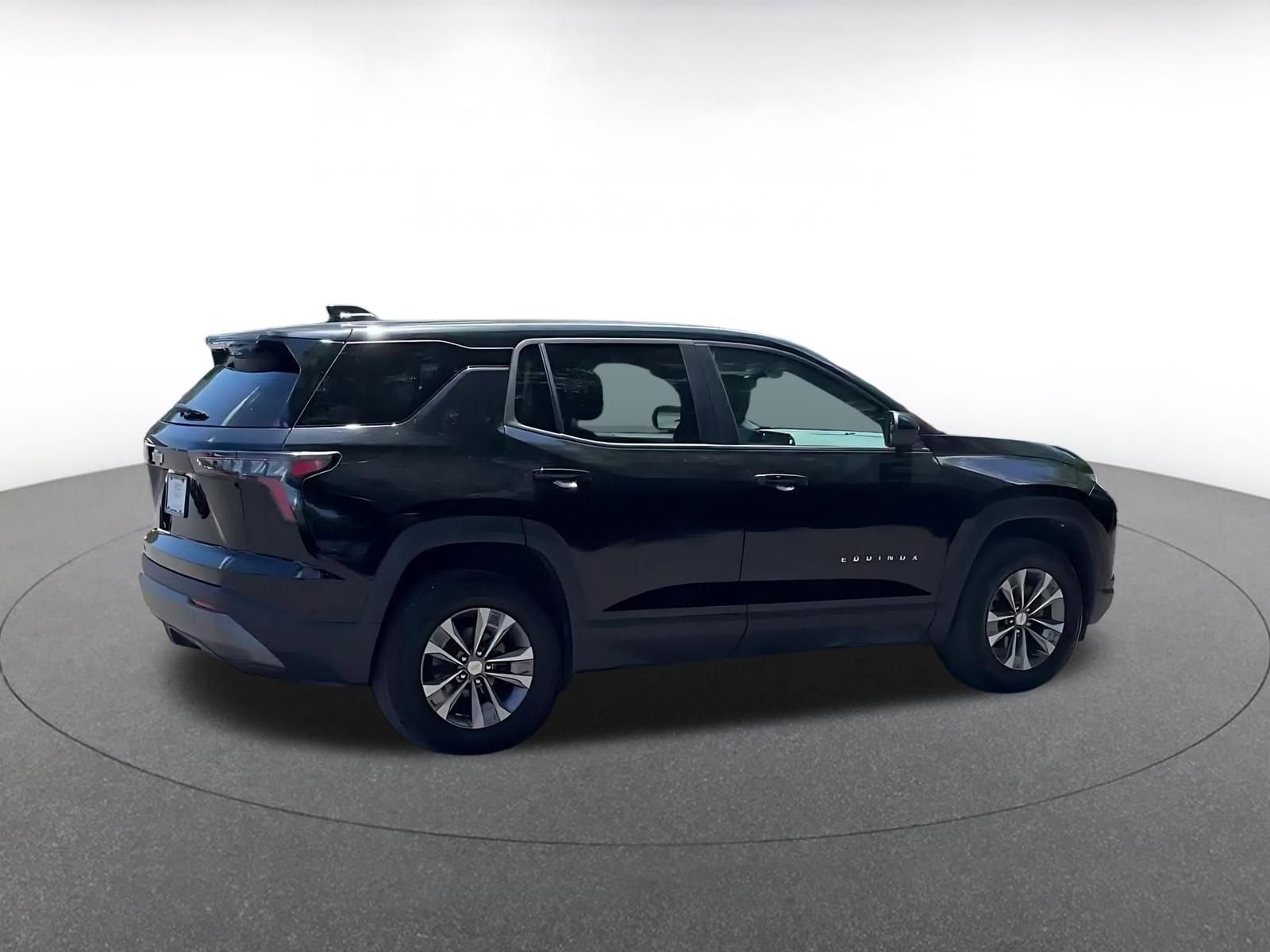 Thumbnail: 2025 Chevrolet Equinox - 15