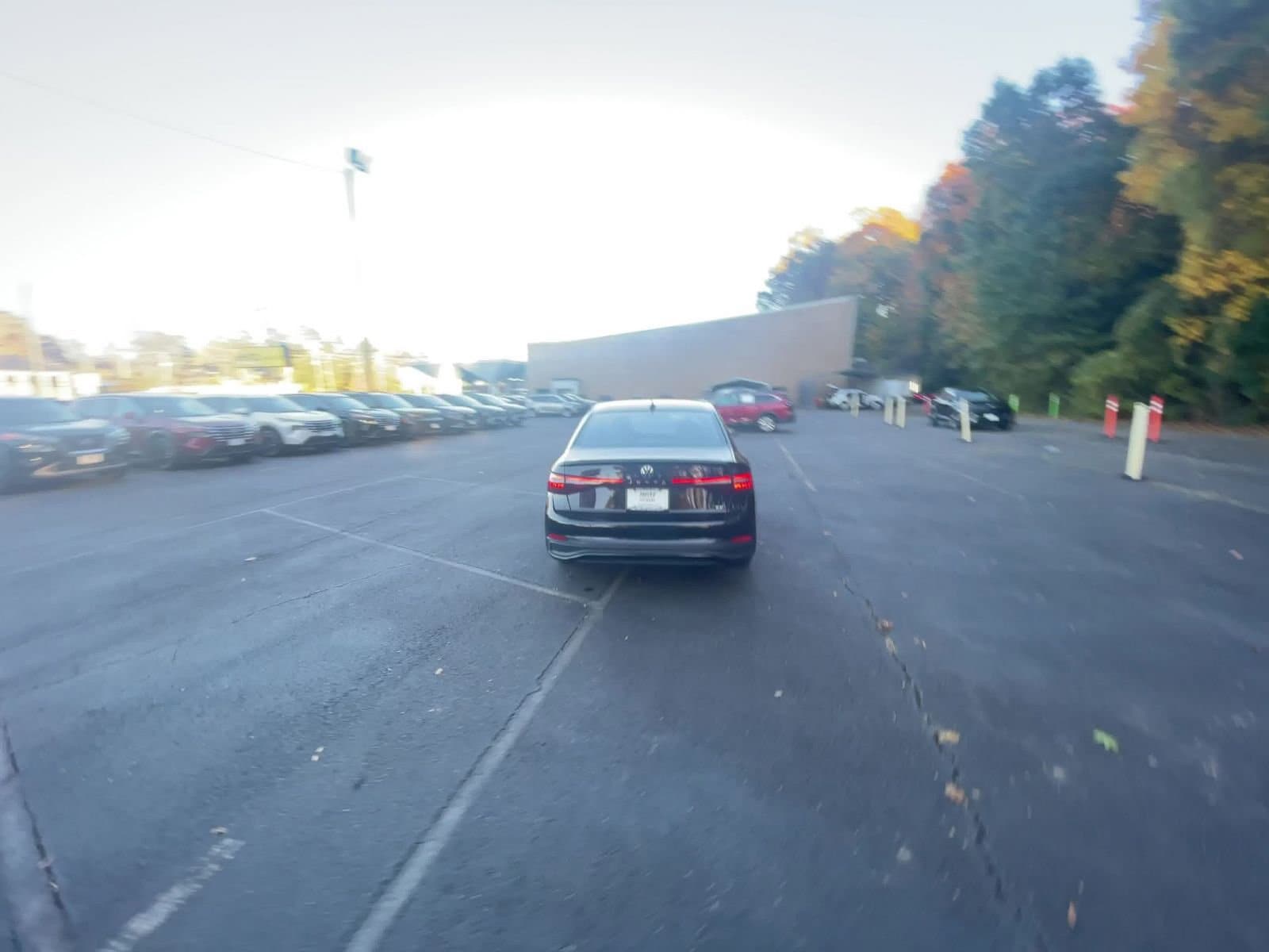 Thumbnail: 2025 Volkswagen Jetta - 16