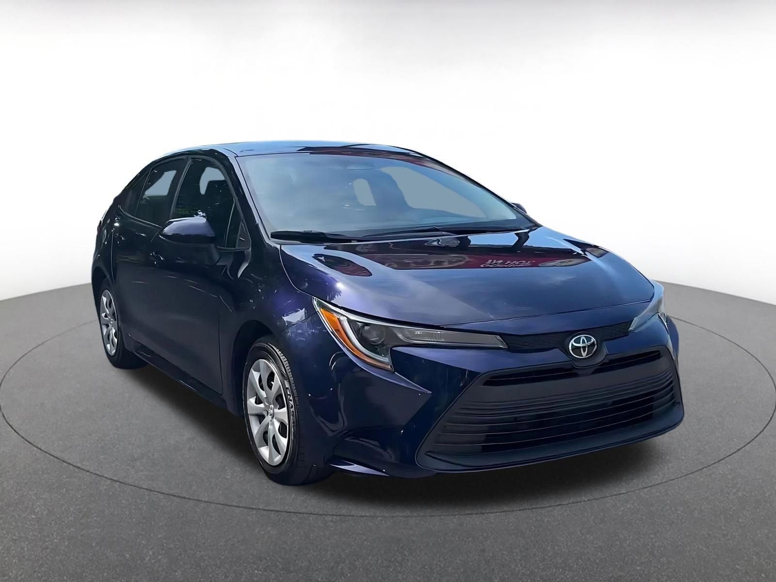 Thumbnail: 2025 Toyota Corolla - 3