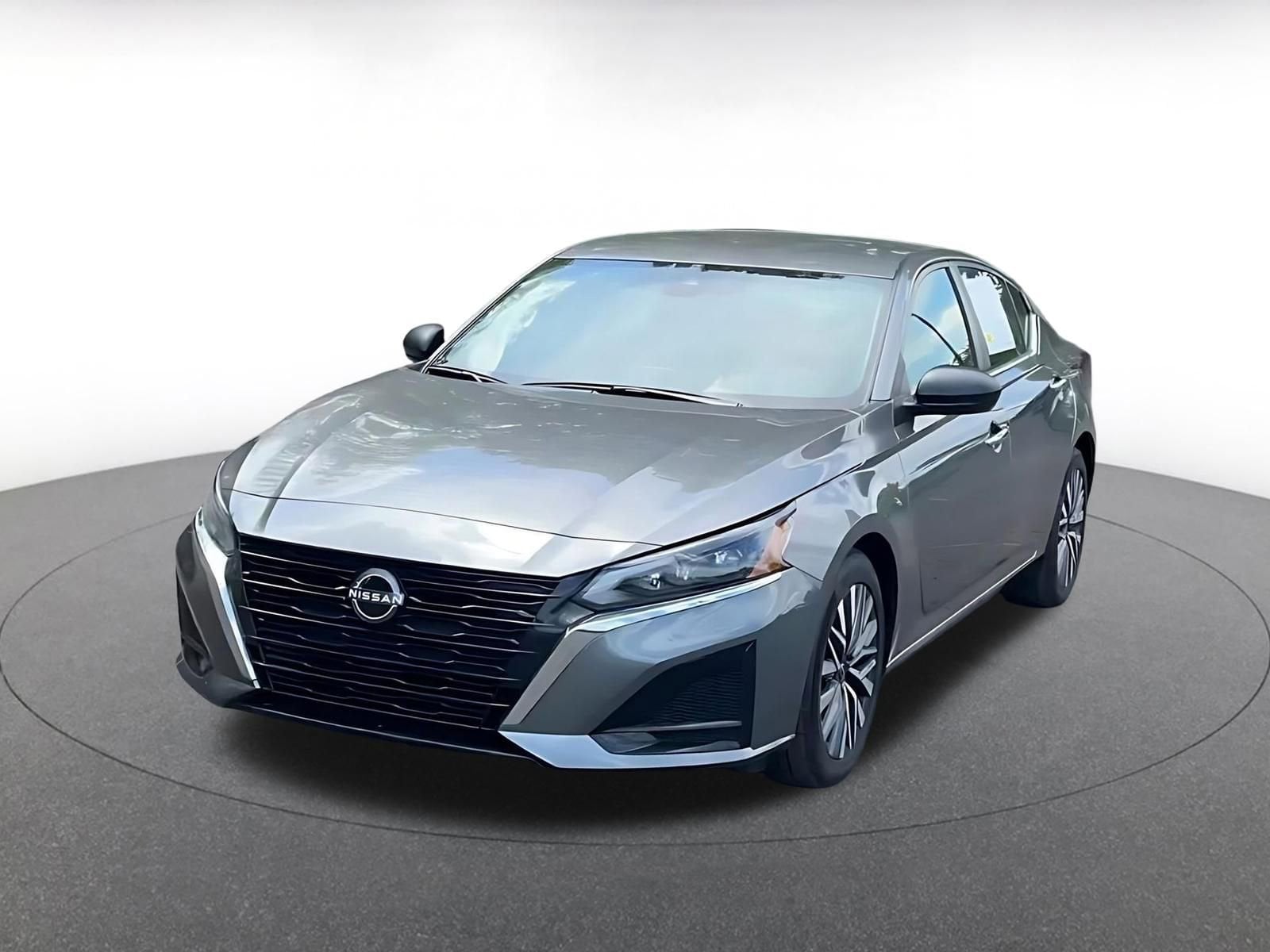 Thumbnail: 2025 Nissan Altima - 7