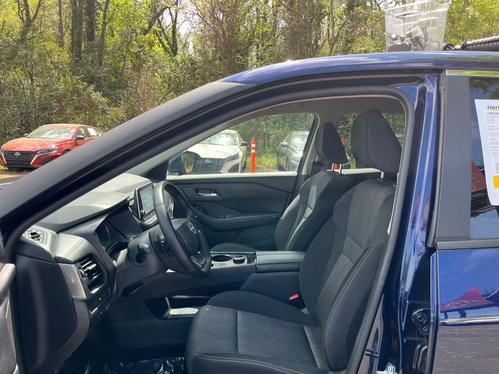 Thumbnail: 2025 Nissan Rogue - 28