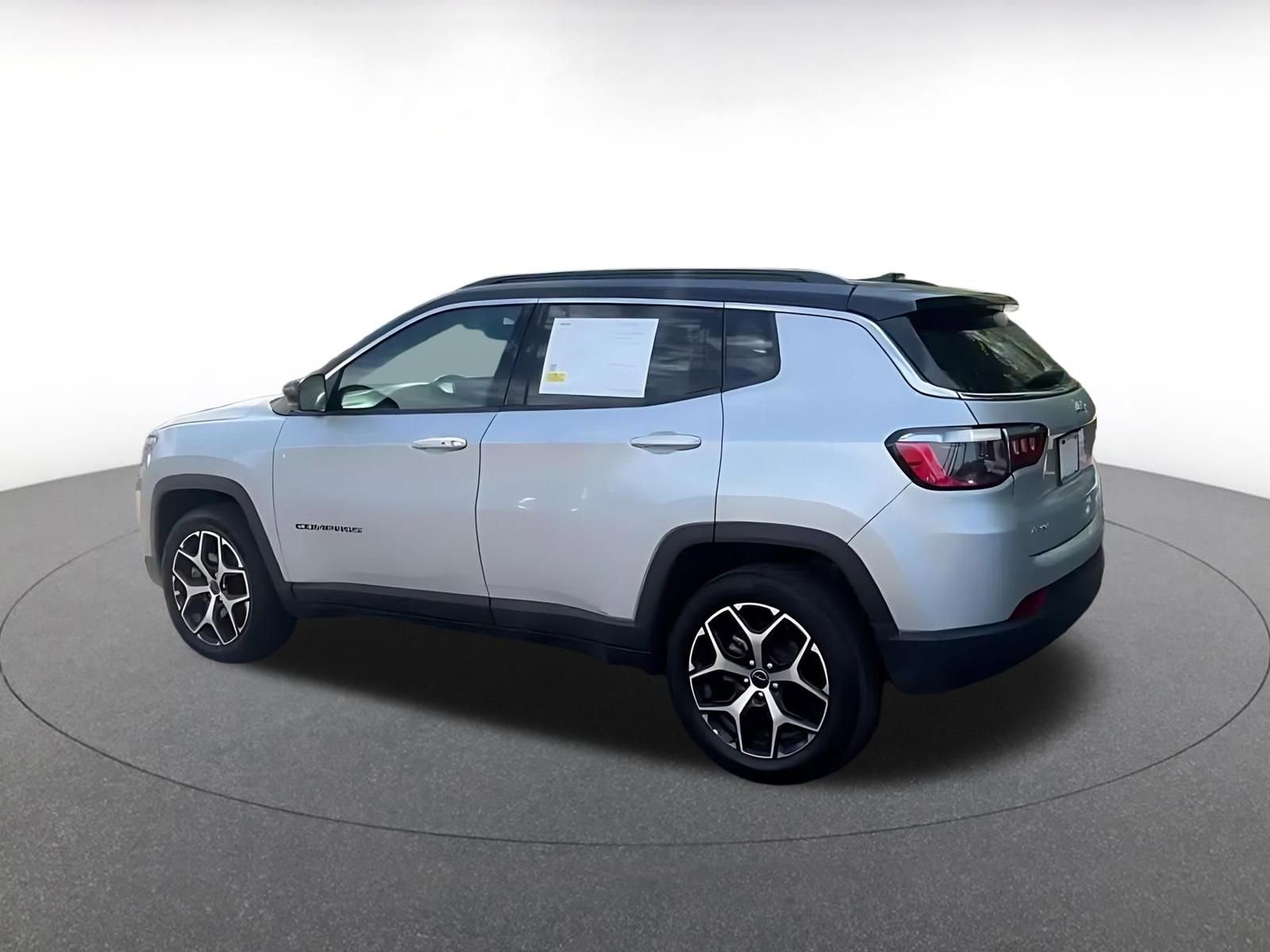 Thumbnail: 2025 Jeep Compass - 10