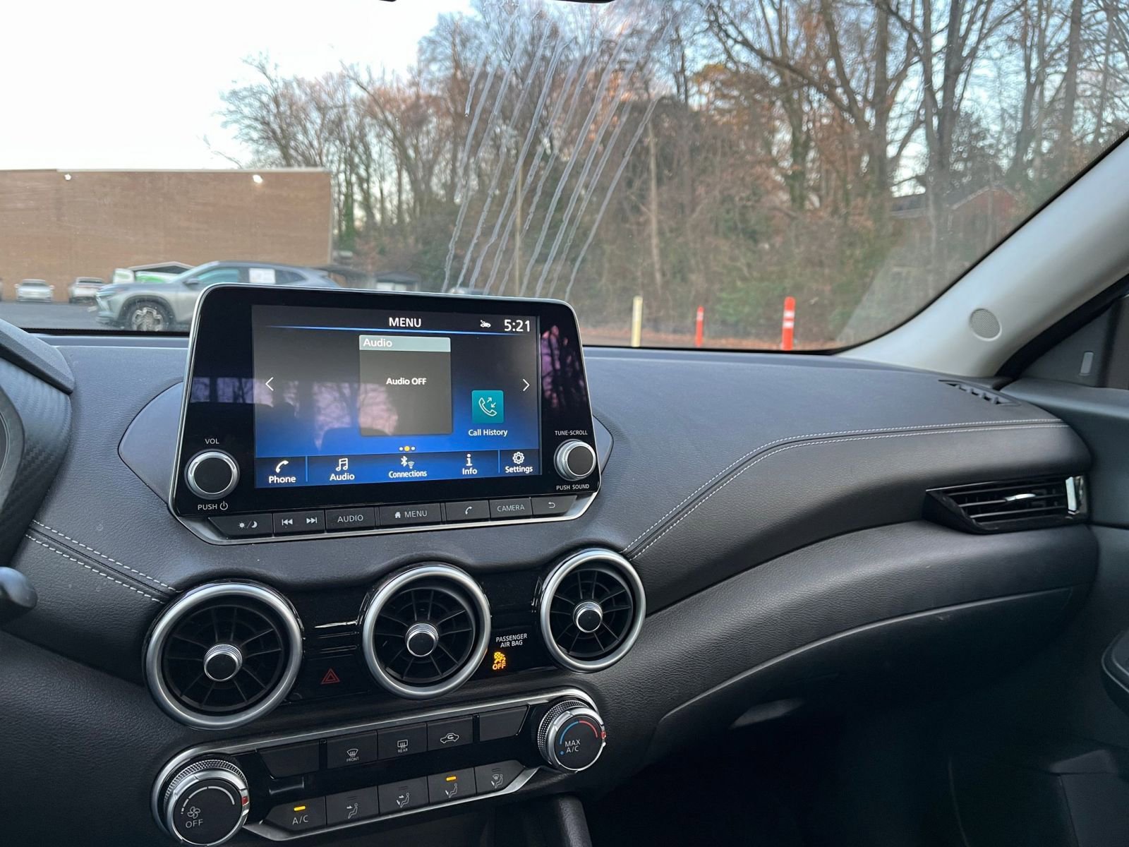 Thumbnail: 2025 Nissan Sentra - 17