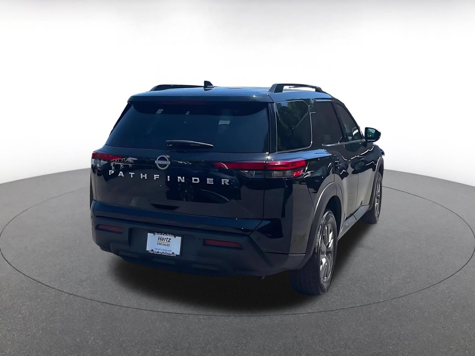 Thumbnail: 2025 Nissan Pathfinder - 14