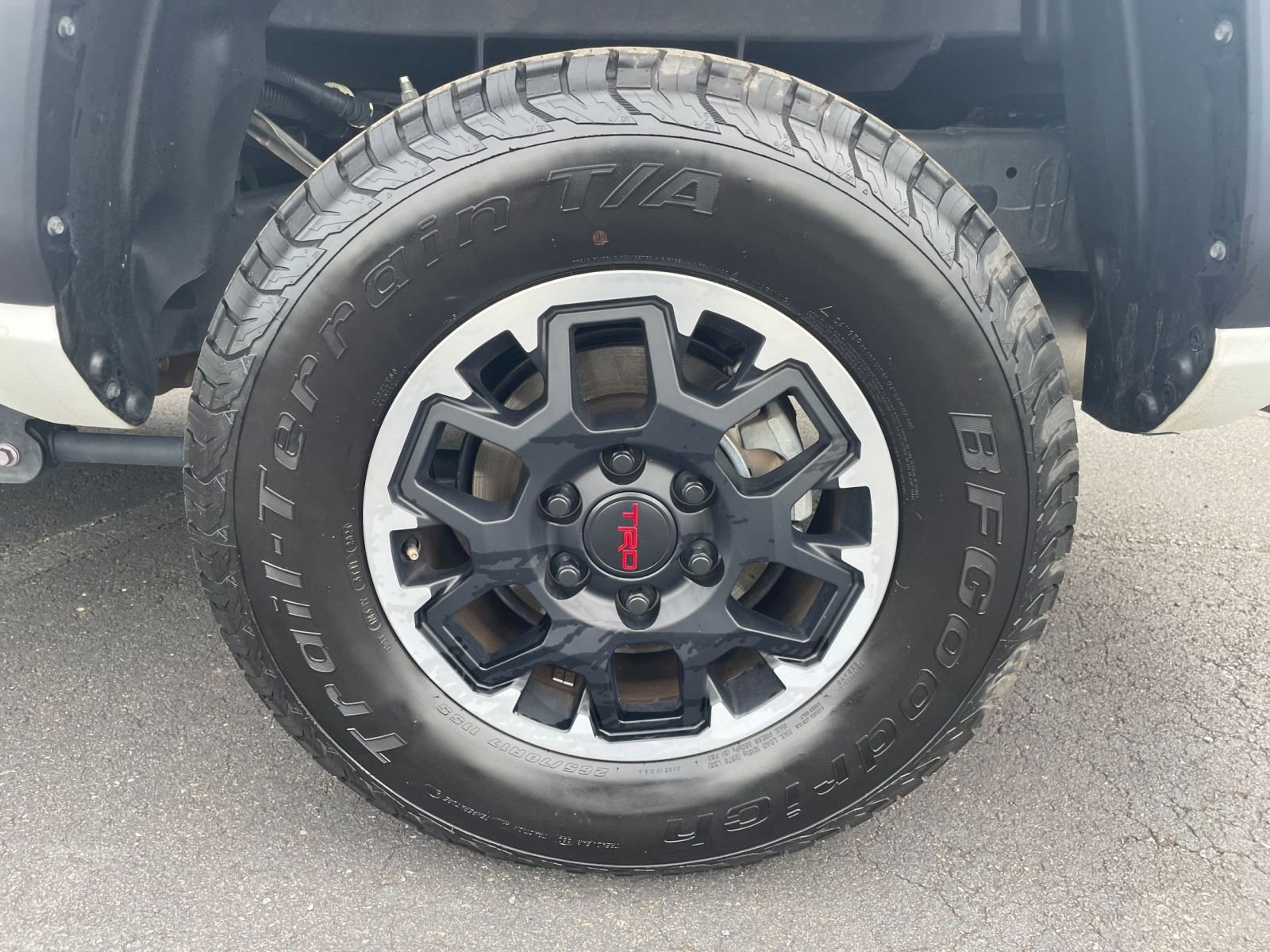 Thumbnail: 2024 Toyota Tacoma - 28