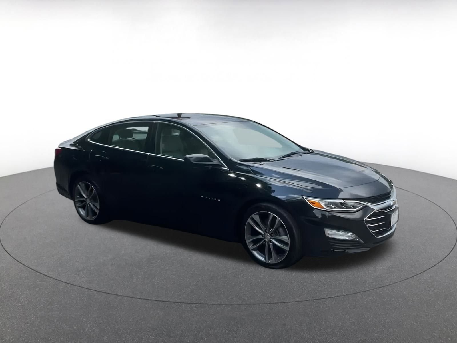 Thumbnail: 2024 Chevrolet Malibu - 2