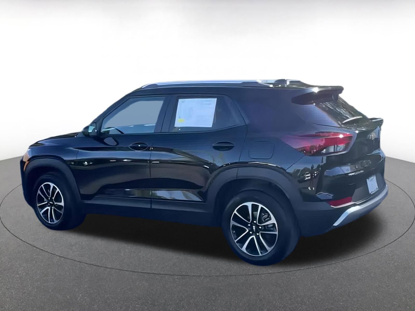 Thumbnail: 2025 Chevrolet TrailBlazer - 12