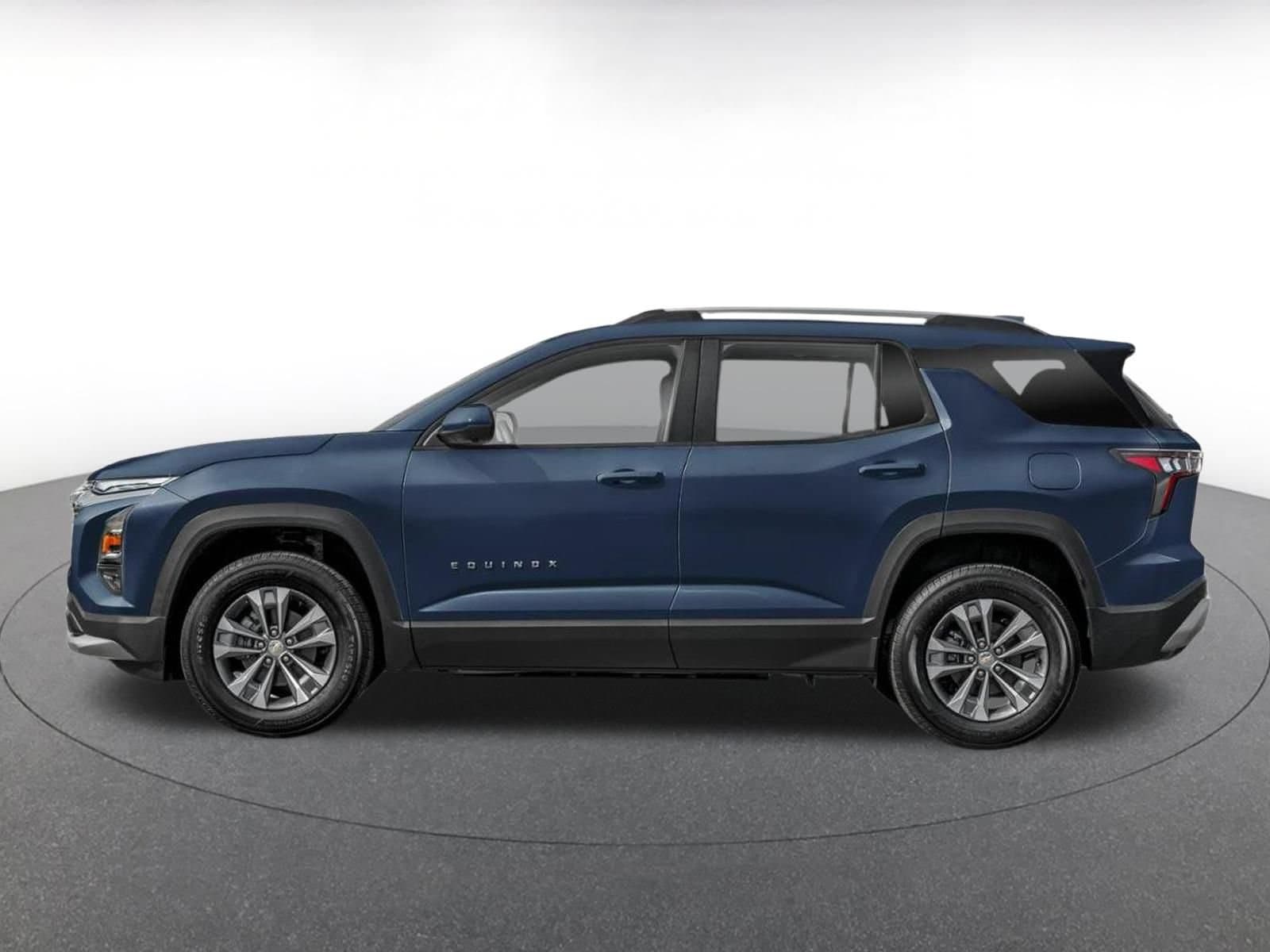 Thumbnail: 2025 Chevrolet Equinox - 3