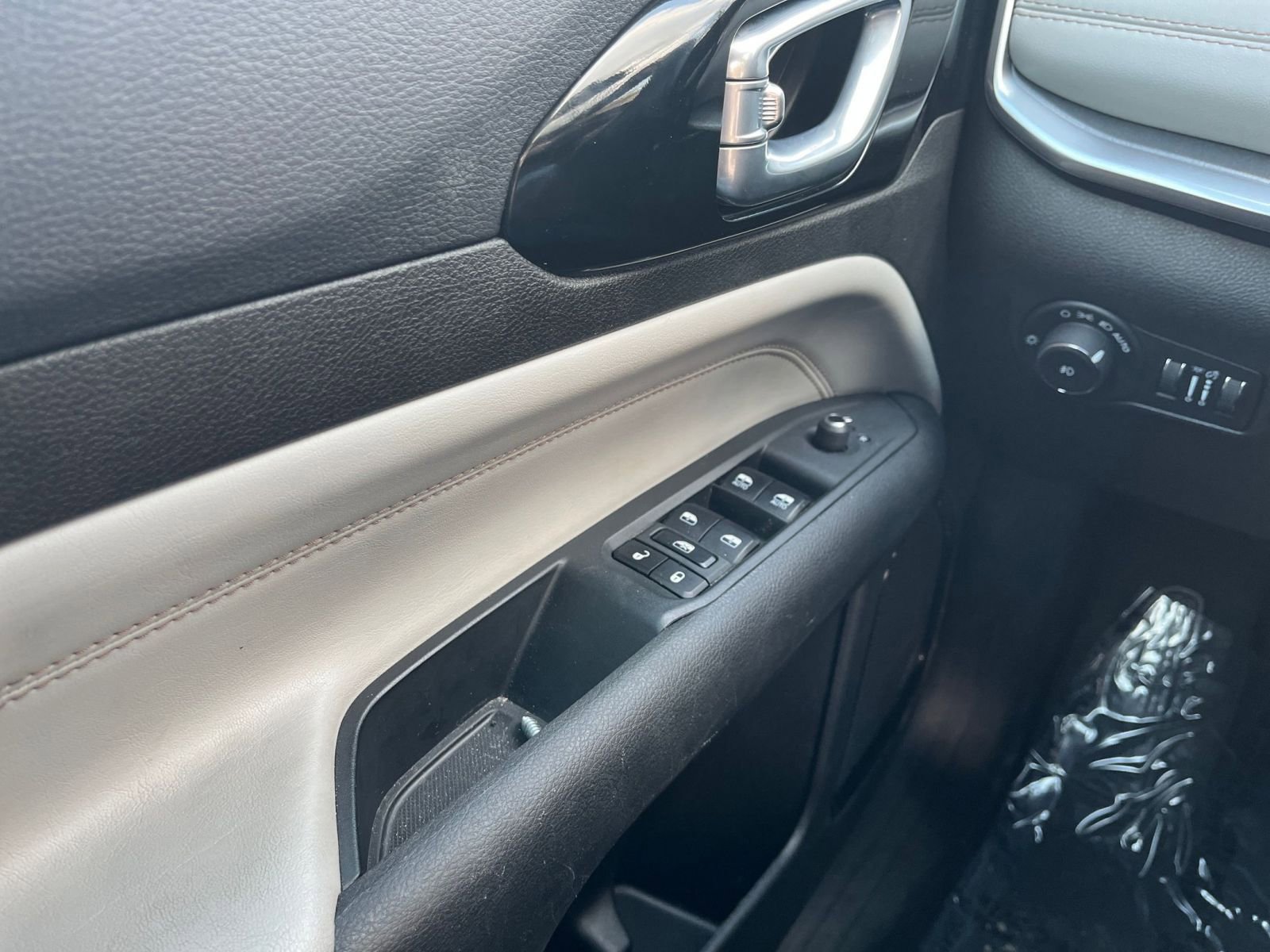 Thumbnail: 2025 Jeep Compass - 18