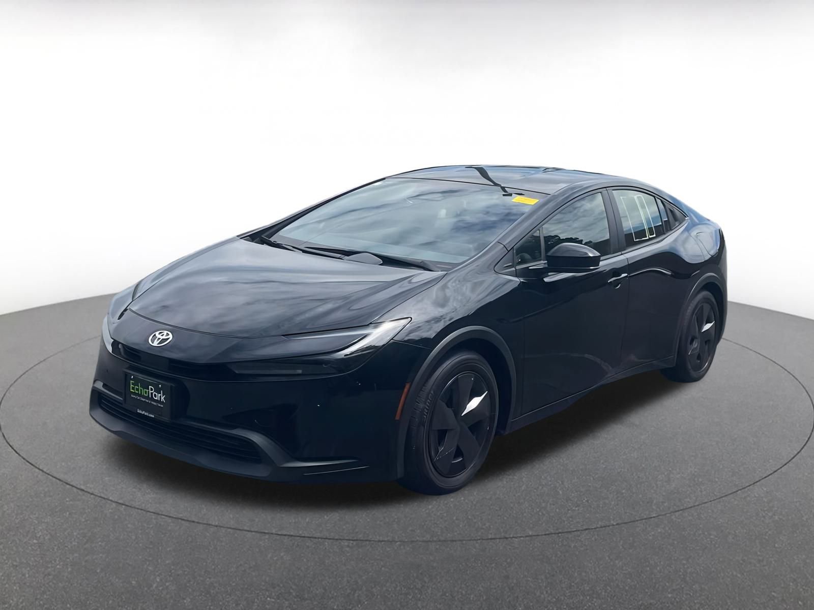 Thumbnail: 2024 Toyota Prius - 4