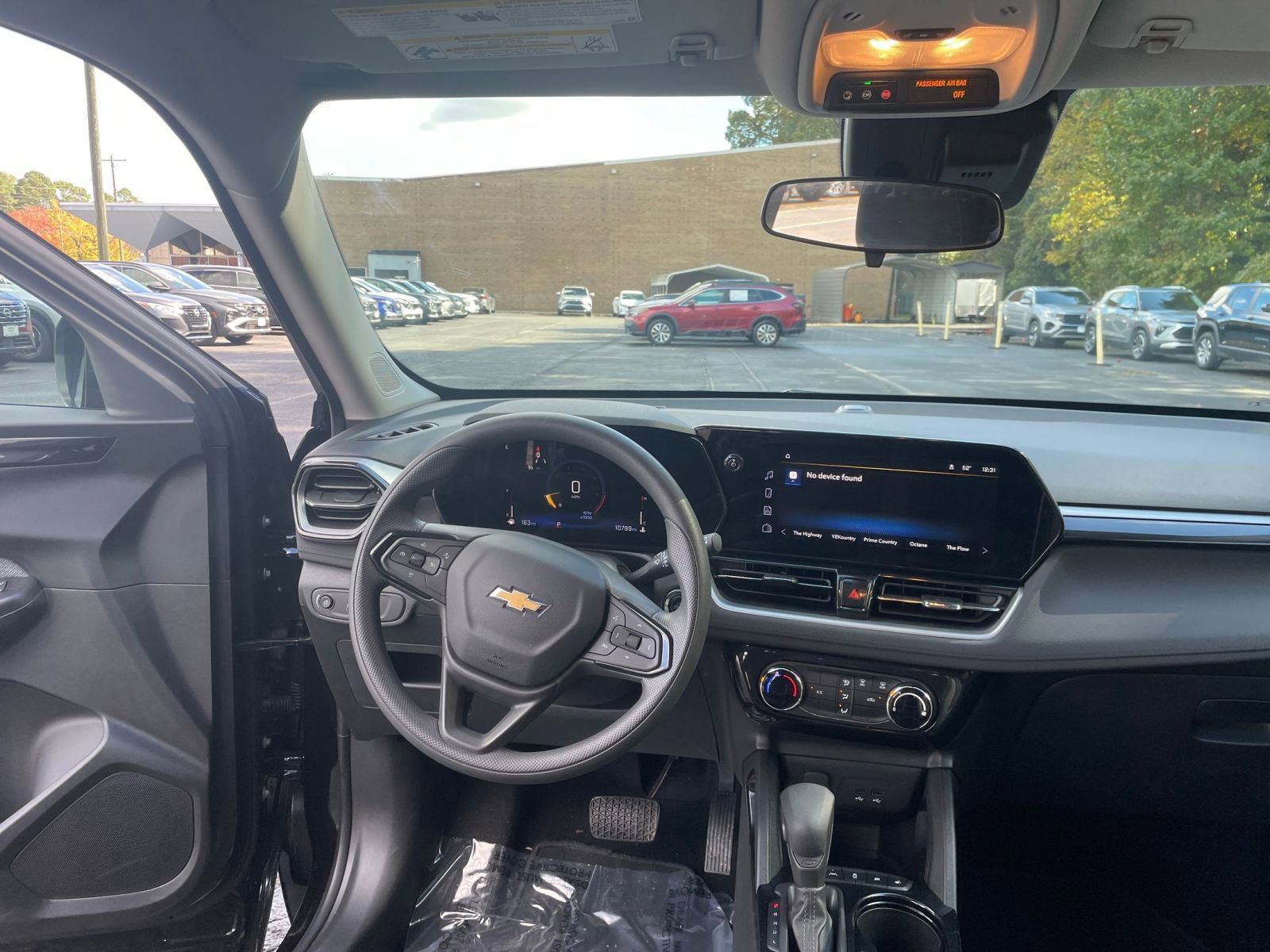 Thumbnail: 2025 Chevrolet TrailBlazer - 30