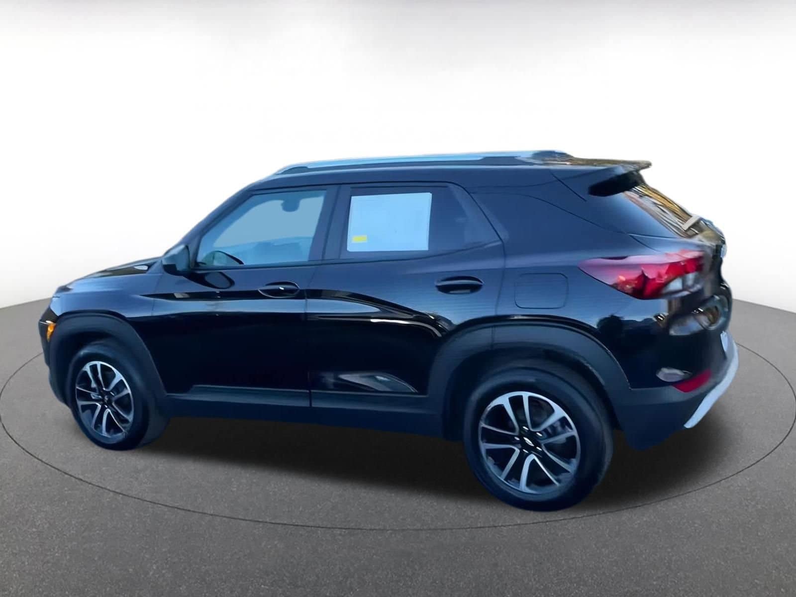 Thumbnail: 2025 Chevrolet TrailBlazer - 10