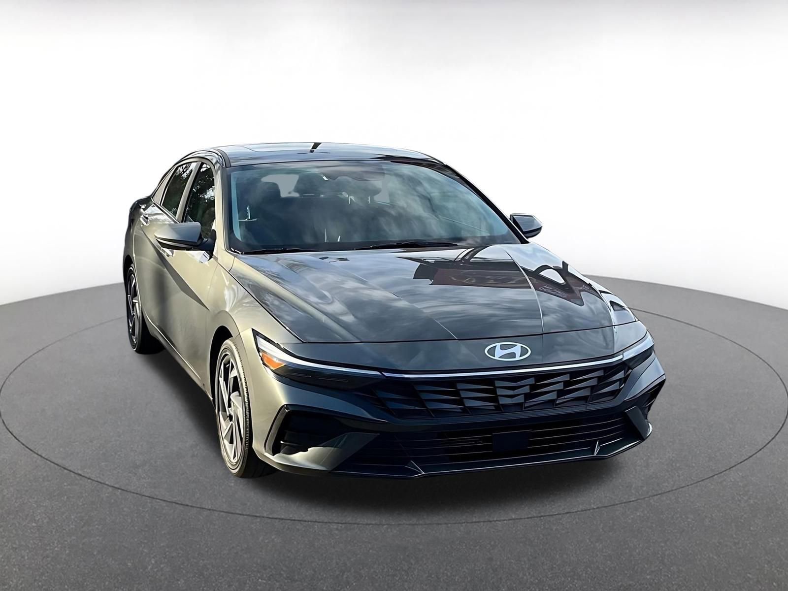 Thumbnail: 2025 Hyundai Elantra - 1