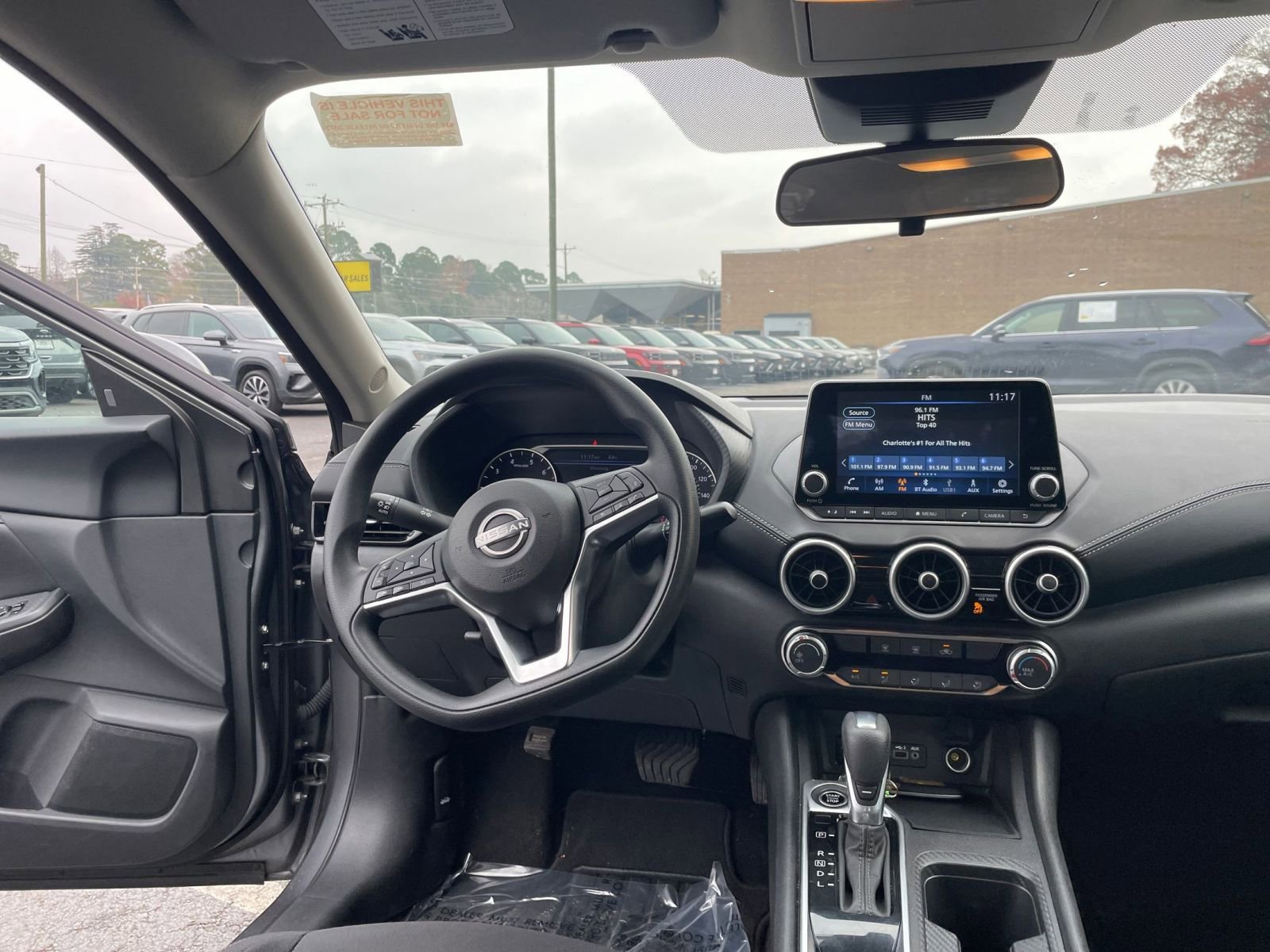 Thumbnail: 2024 Nissan Sentra - 31