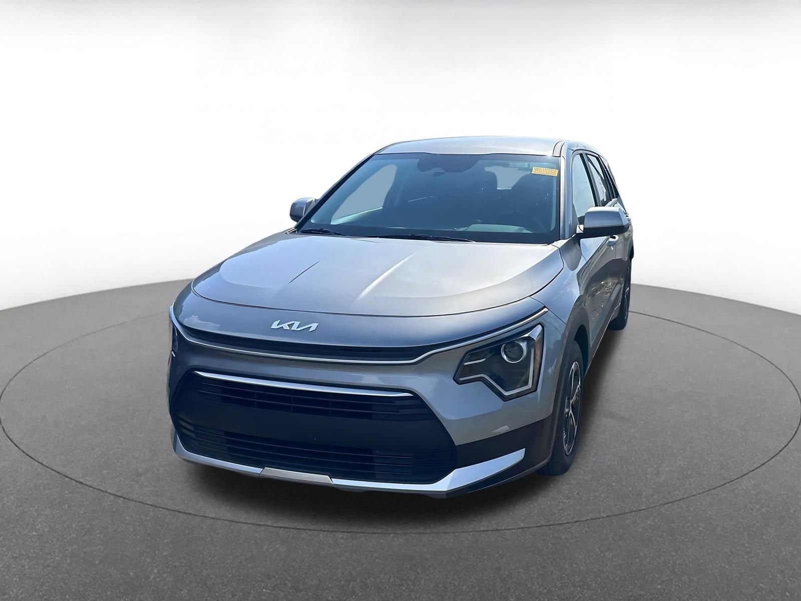 Thumbnail: 2026 Kia Niro - 4