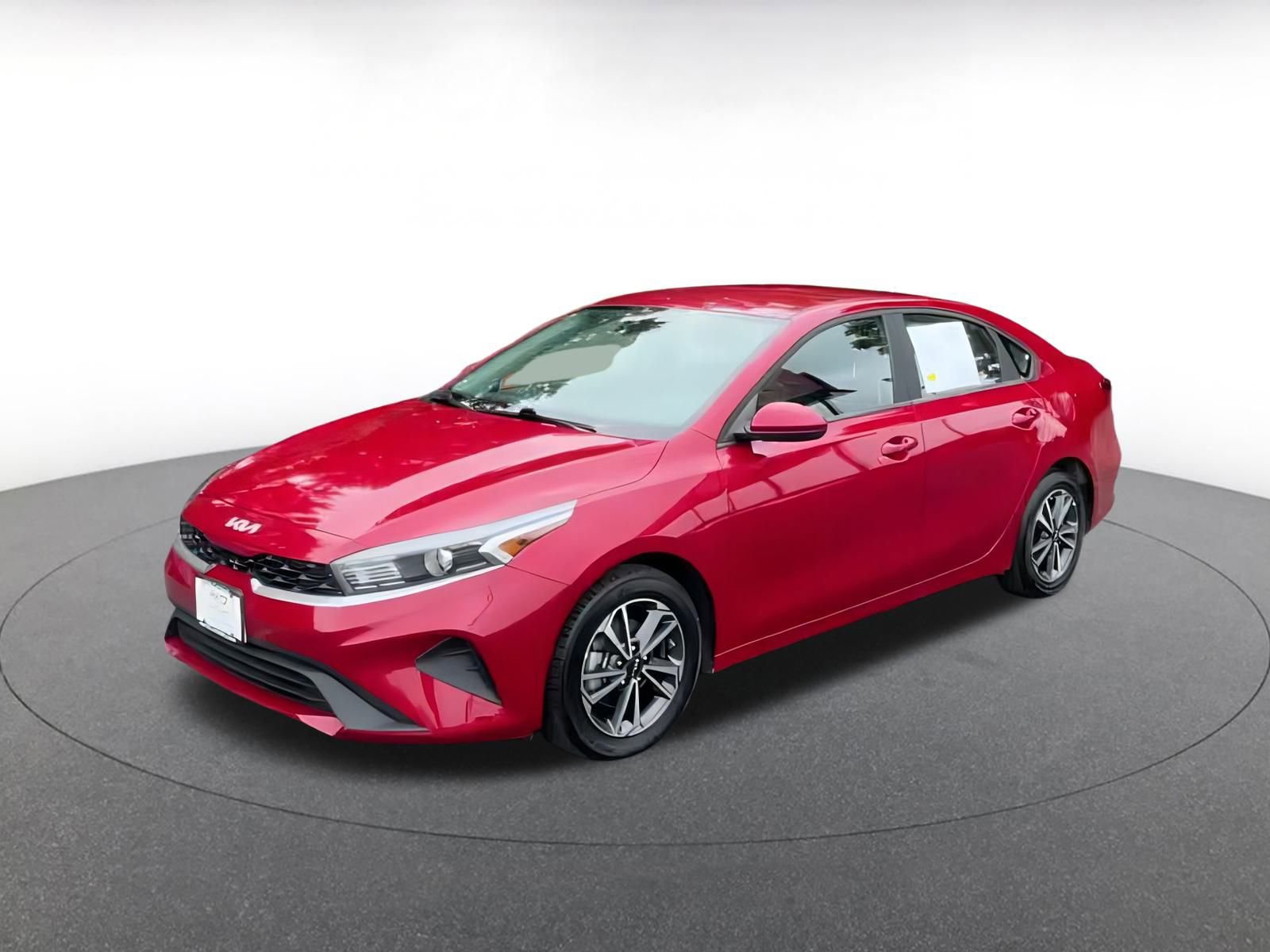 Thumbnail: 2024 Kia Forte - 12