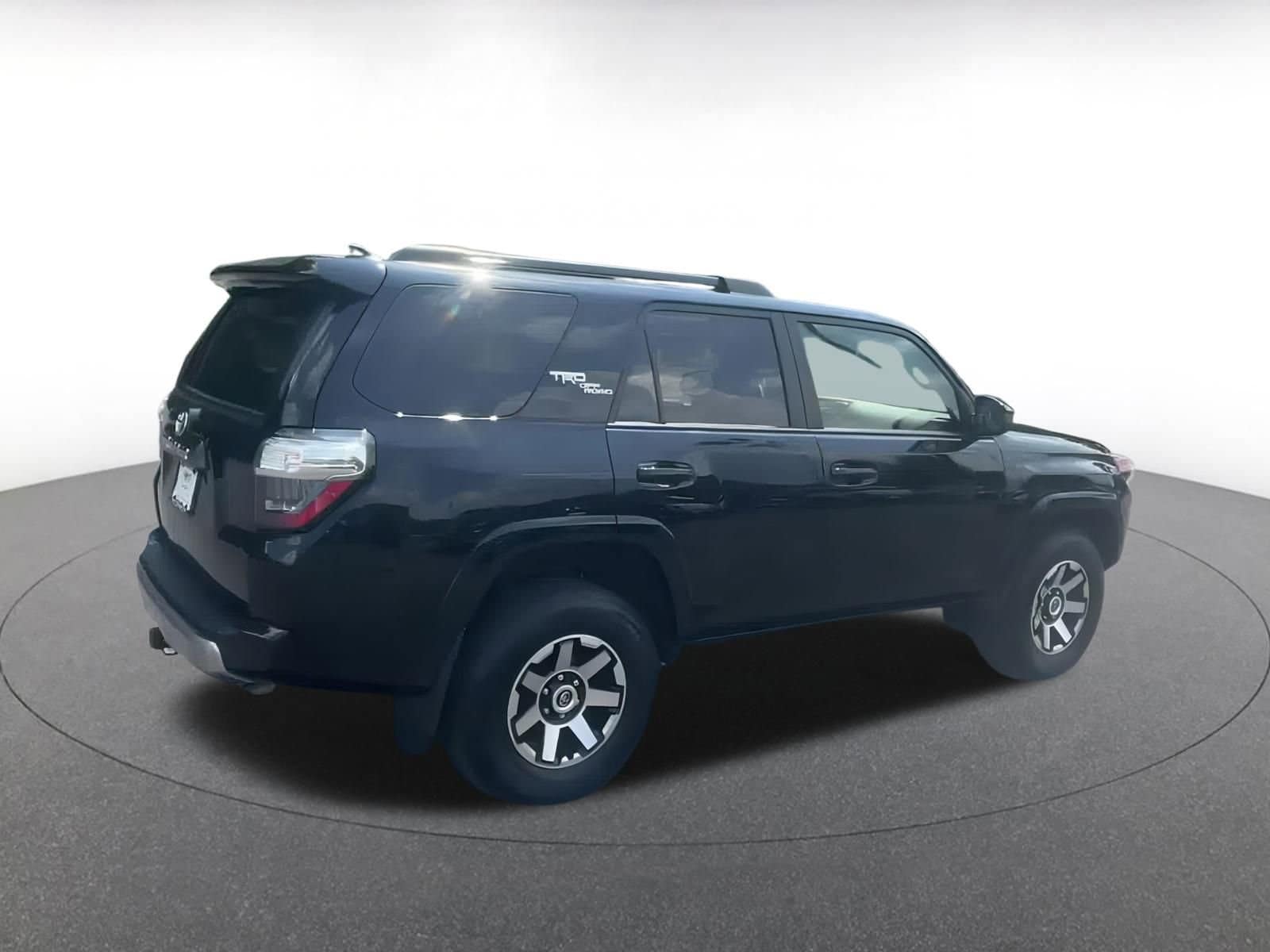 Thumbnail: 2024 Toyota 4Runner - 12