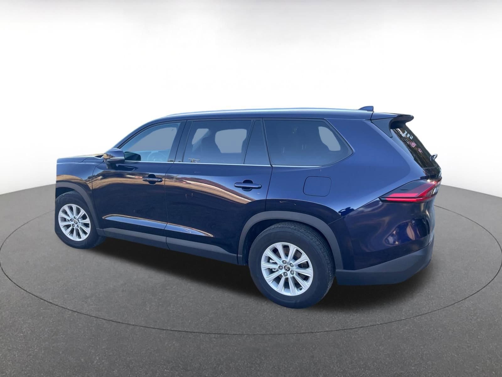 Thumbnail: 2025 Toyota Grand Highlander - 11