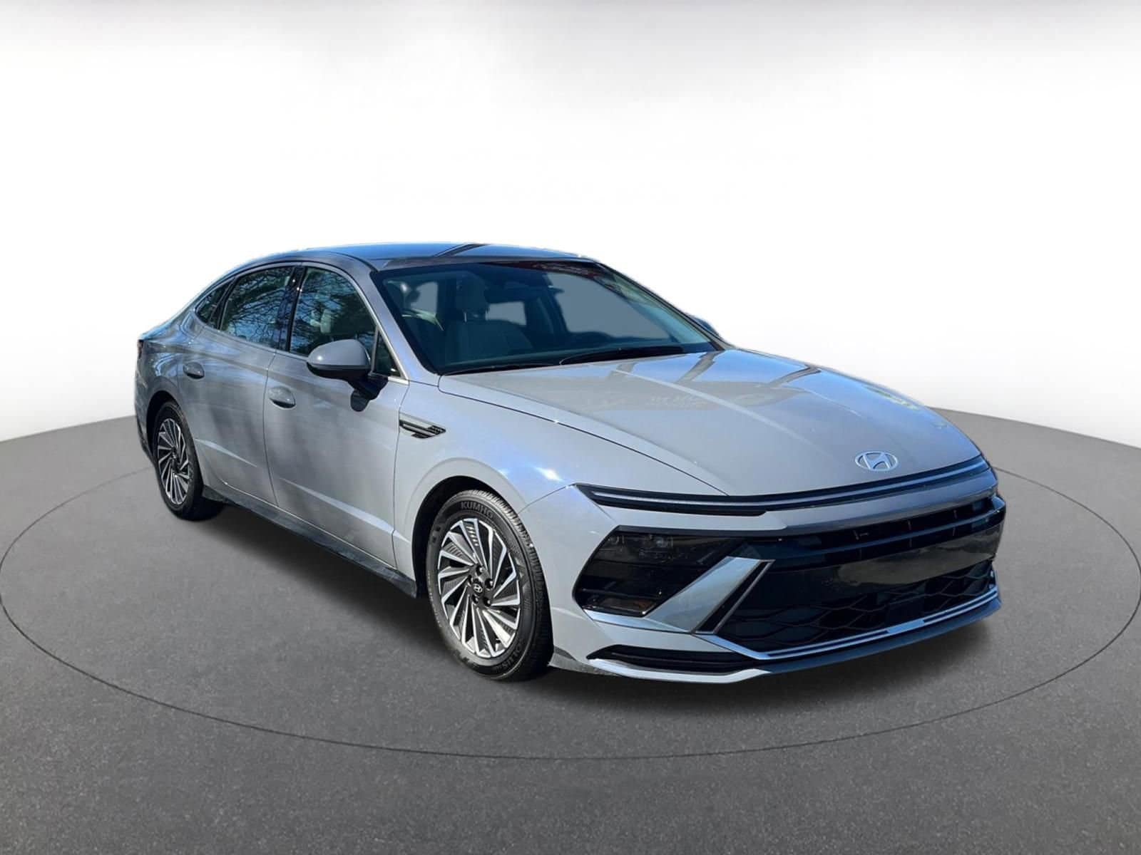 2025 Hyundai Sonata Hybrid