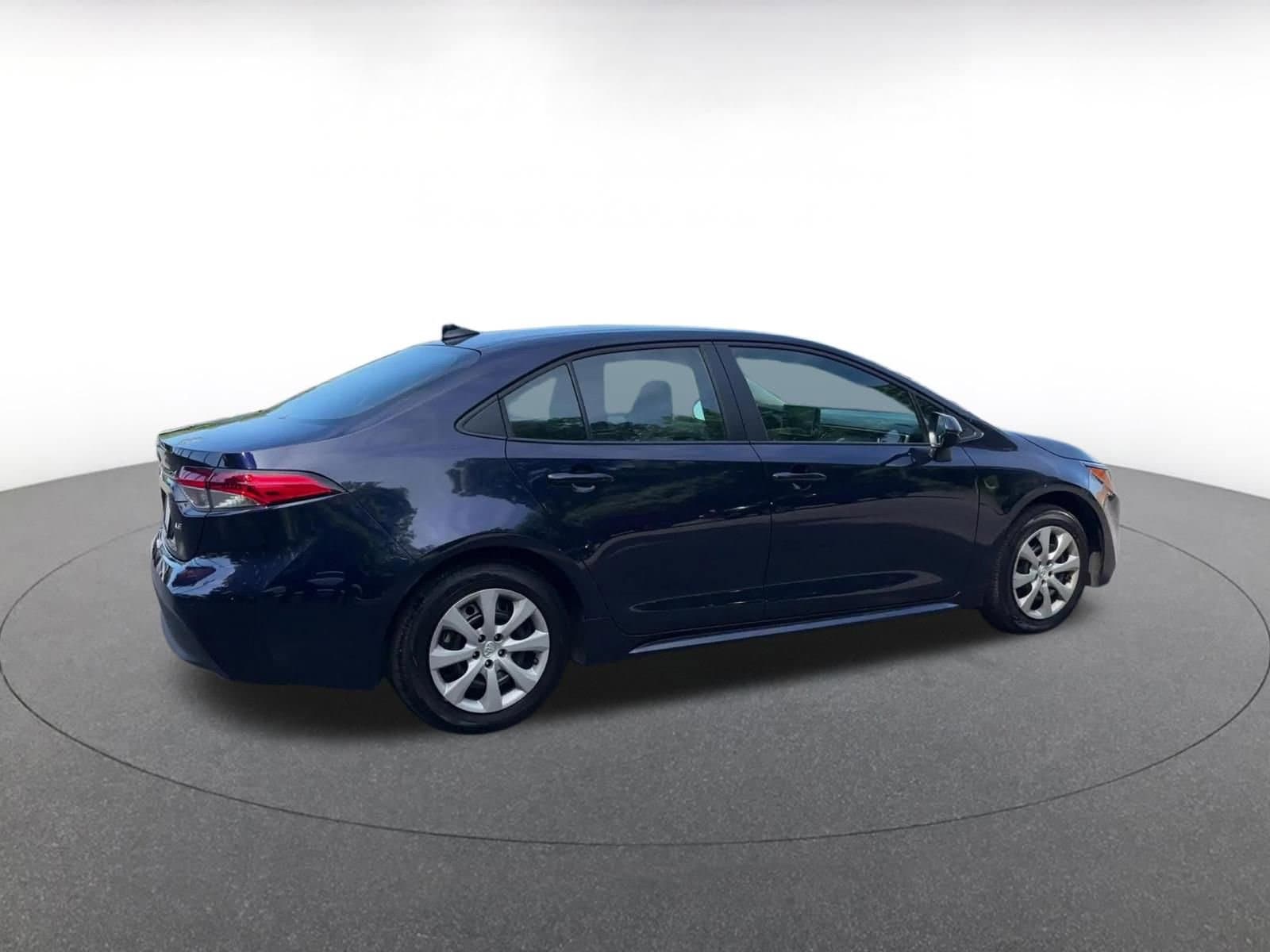 Thumbnail: 2025 Toyota Corolla - 15