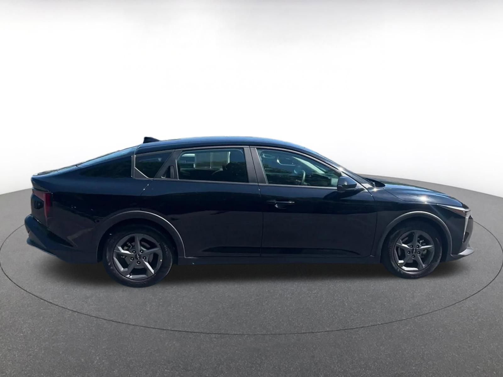 Thumbnail: 2025 Kia K4 - 16