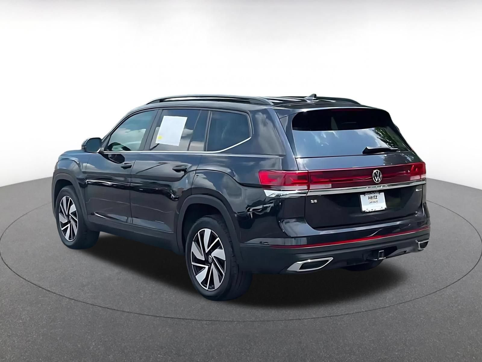 Thumbnail: 2024 Volkswagen Atlas - 10
