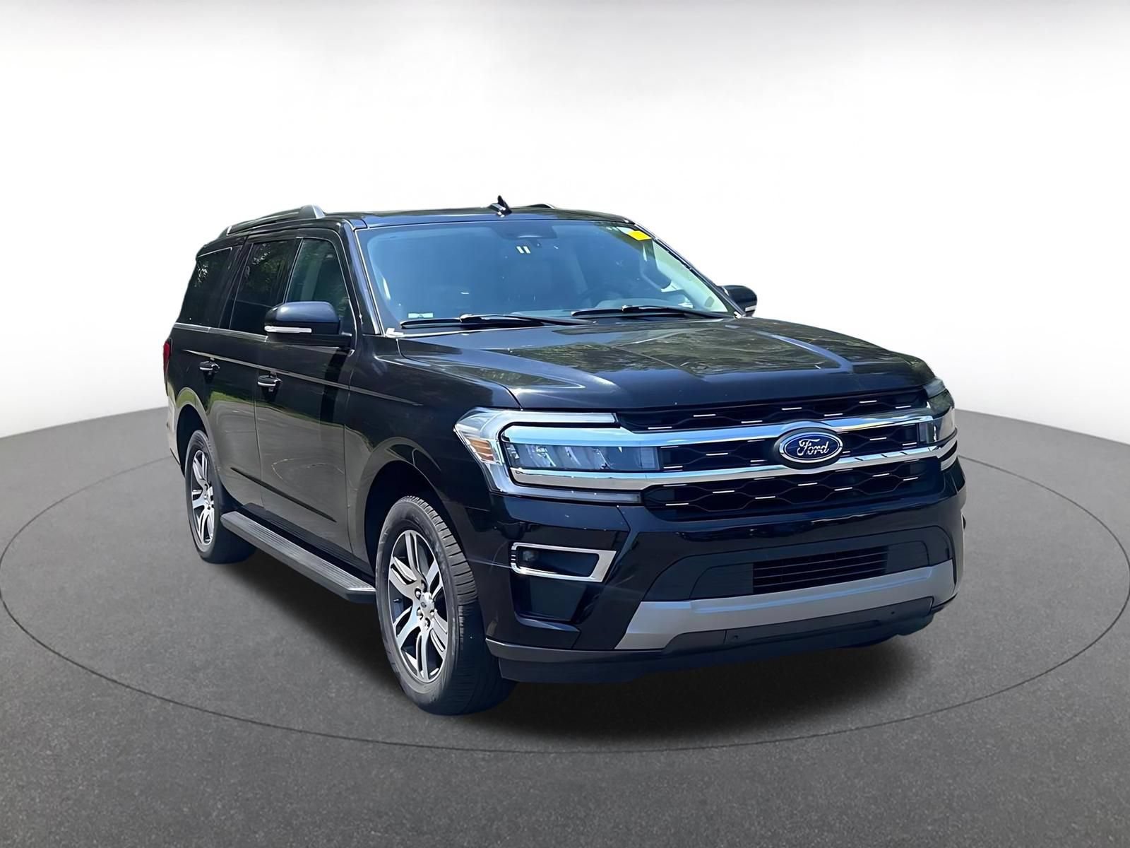 Thumbnail: 2024 Ford Expedition - 3