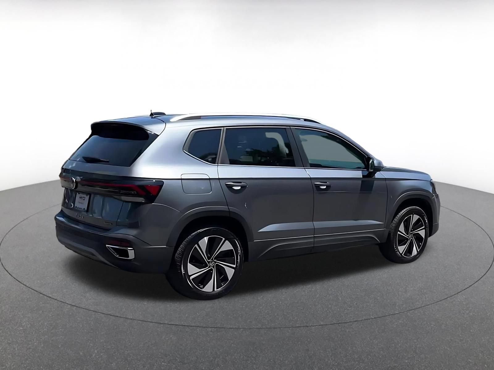 Thumbnail: 2026 Volkswagen Taos - 15