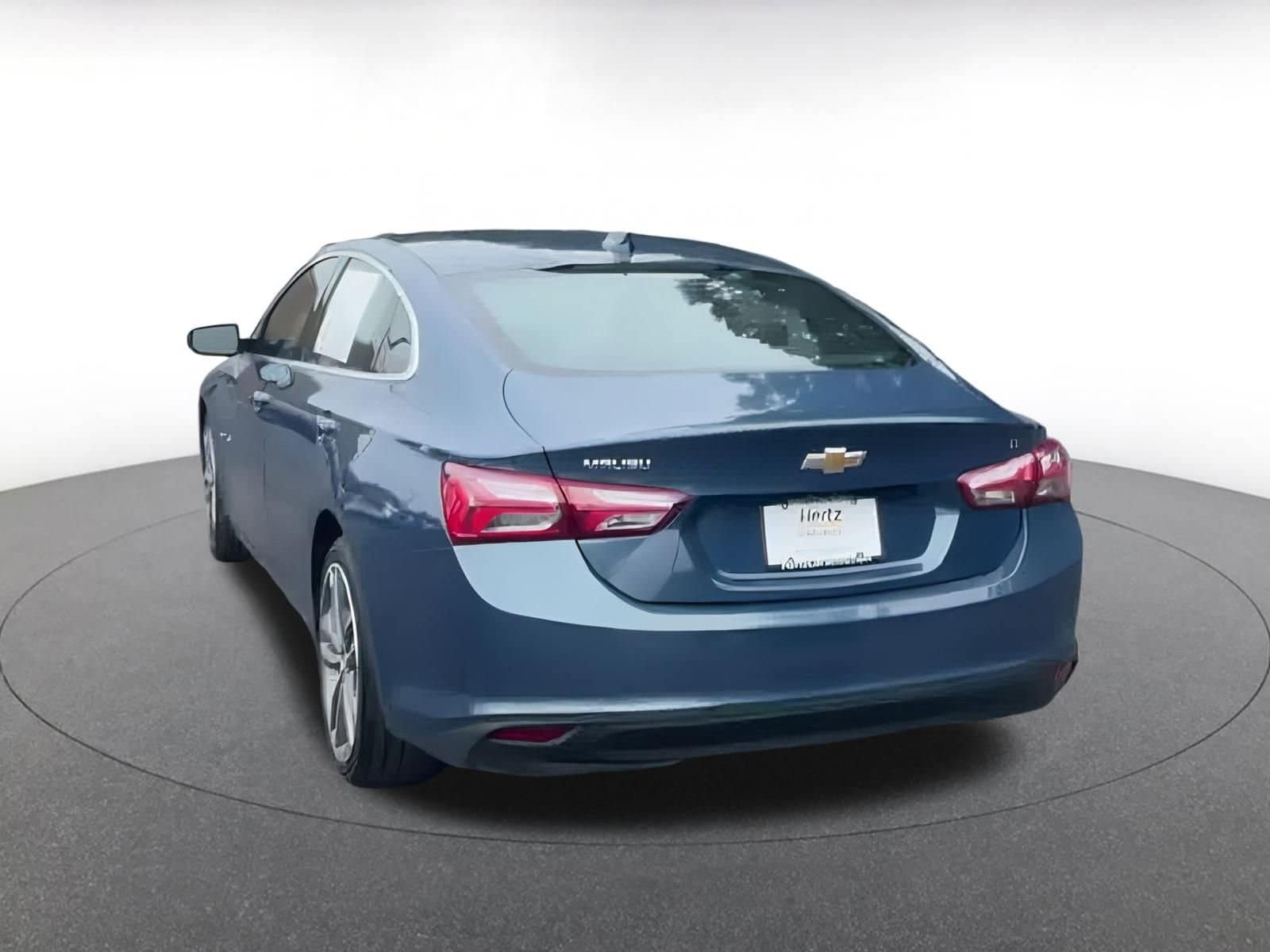 Thumbnail: 2024 Chevrolet Malibu - 10