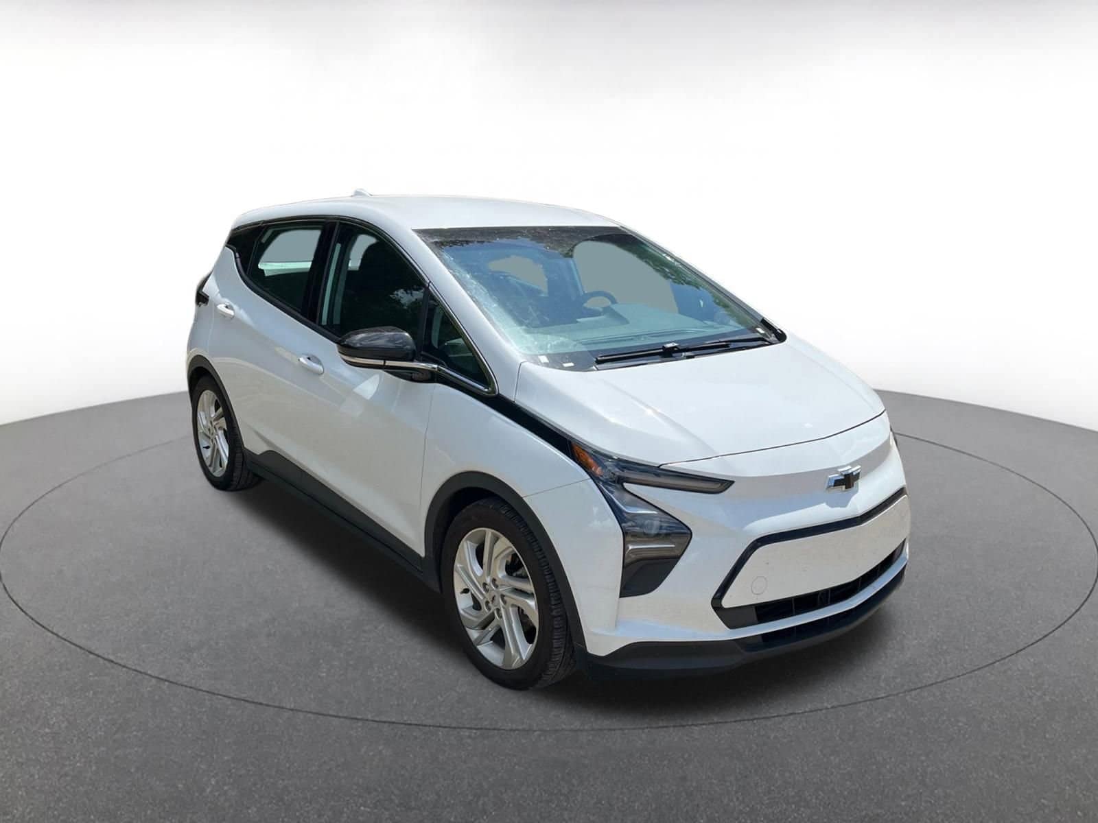 Thumbnail: 2023 Chevrolet Bolt EV - 2