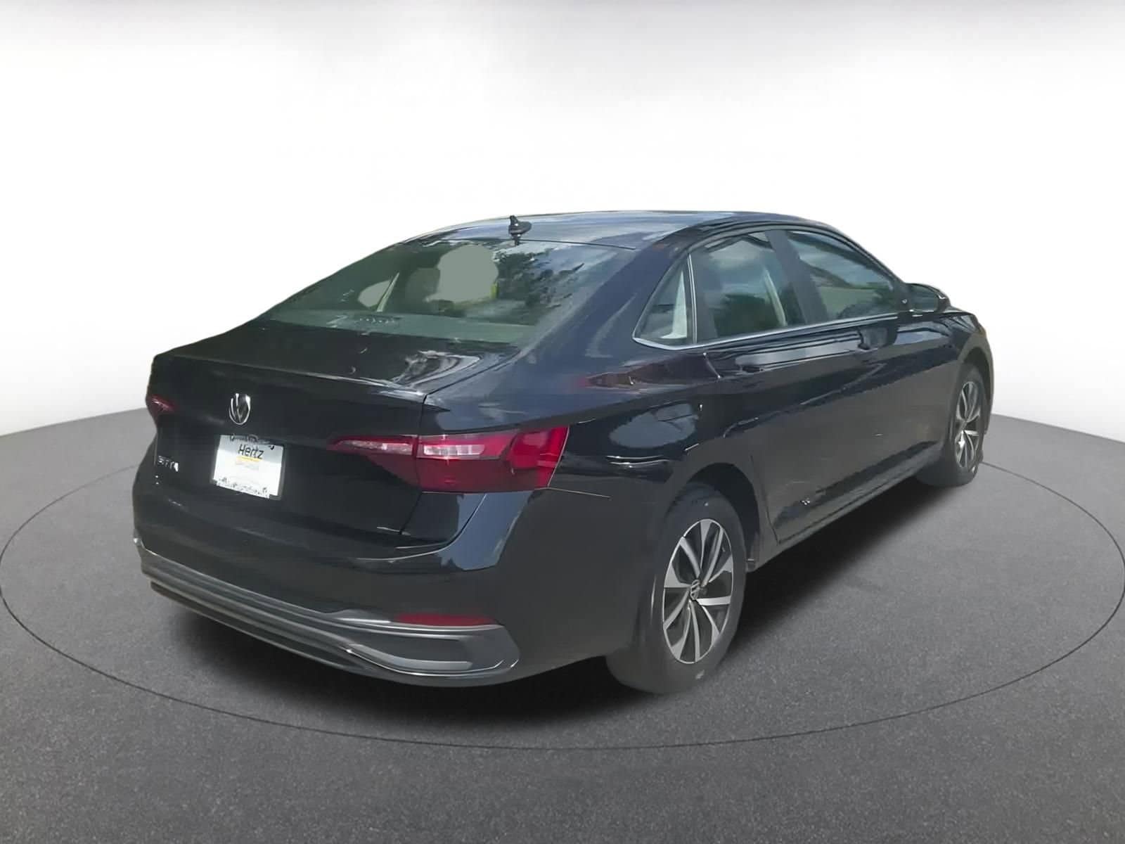 Thumbnail: 2024 Volkswagen Jetta - 12