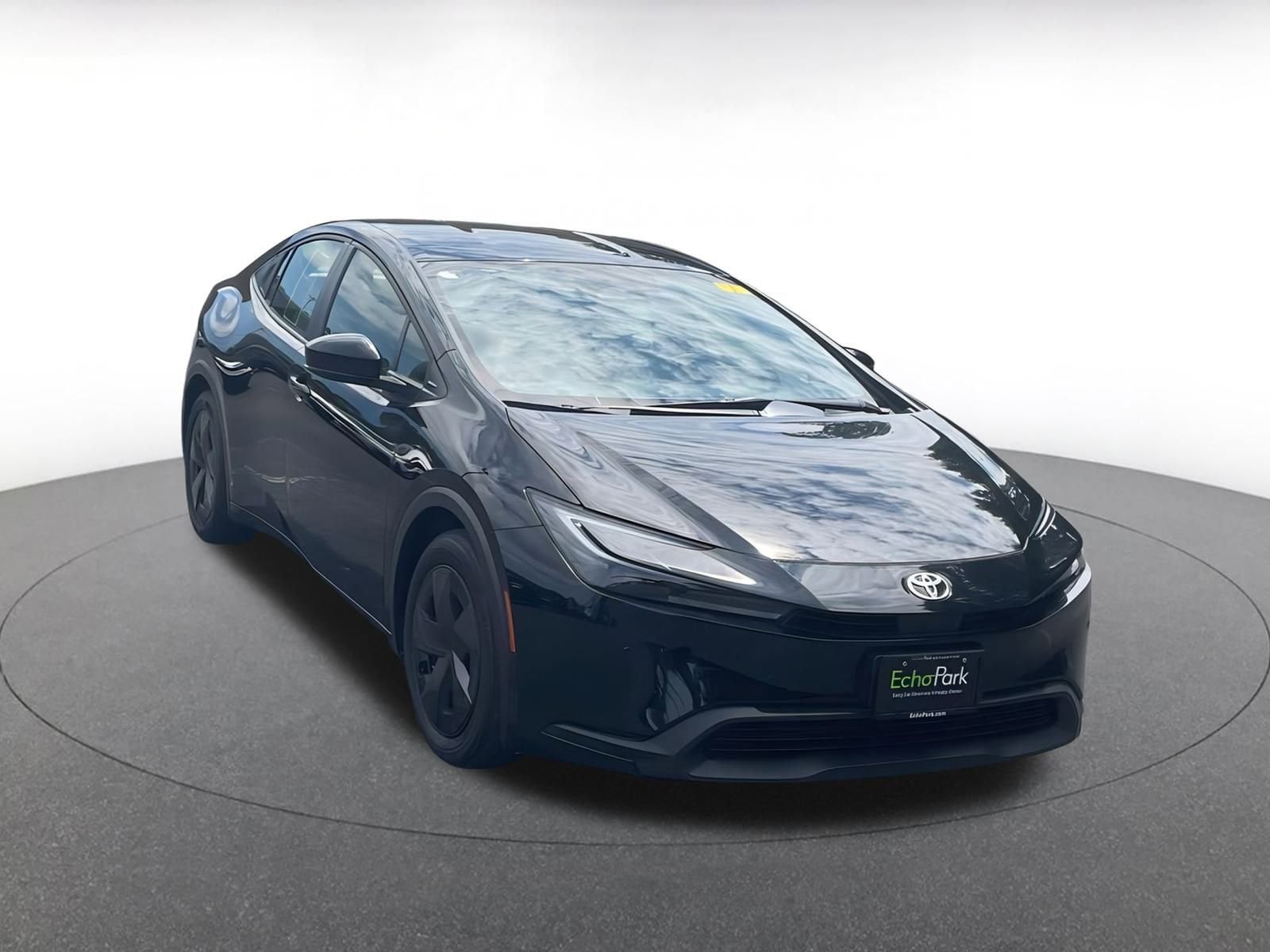 Thumbnail: 2024 Toyota Prius - 1