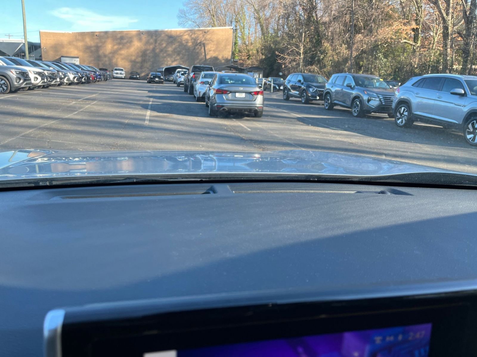 Thumbnail: 2025 Toyota RAV4 - 18