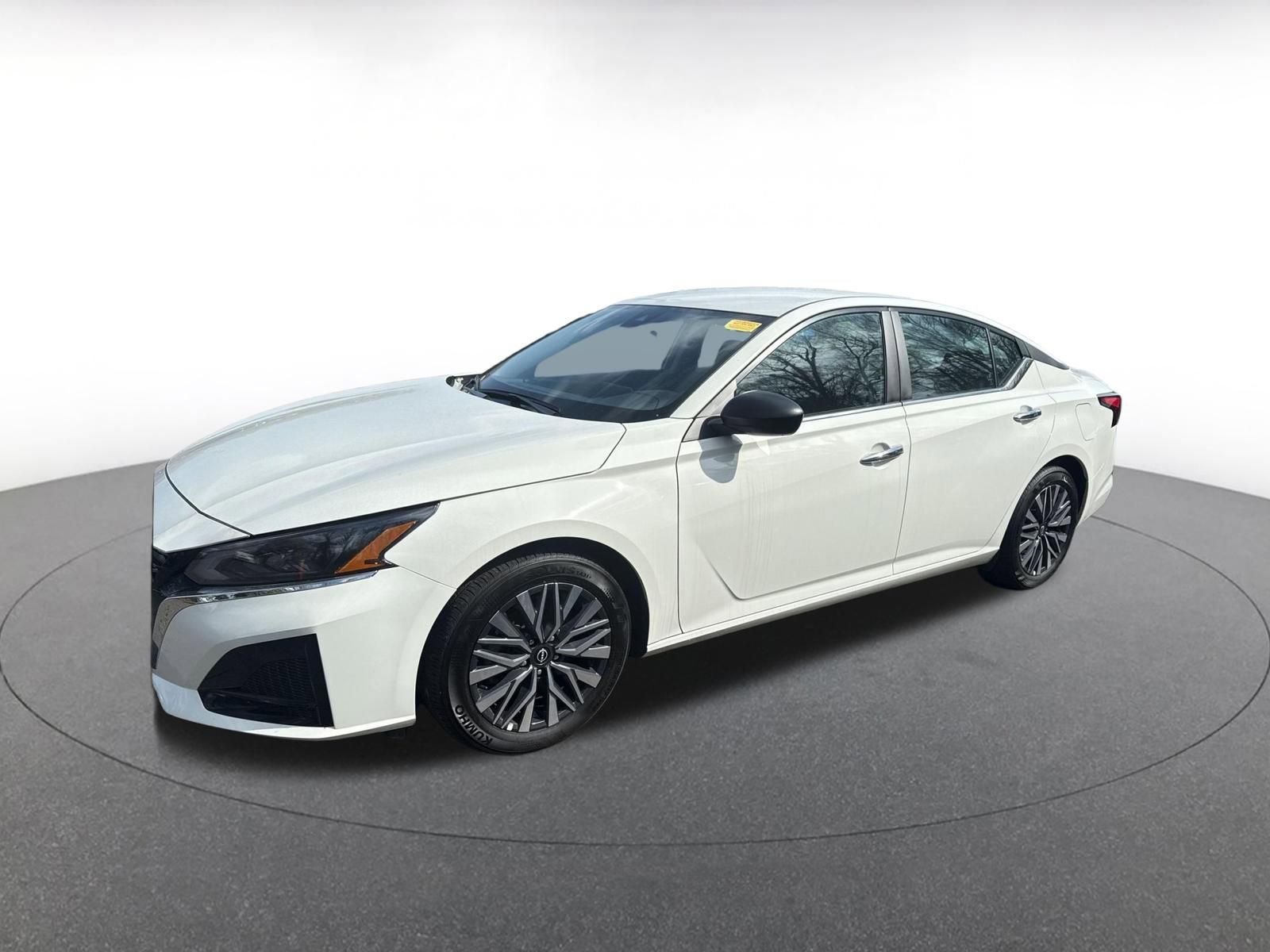 Thumbnail: 2025 Nissan Altima - 7