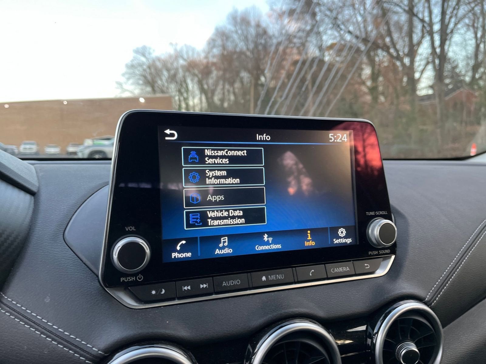 Thumbnail: 2025 Nissan Sentra - 20