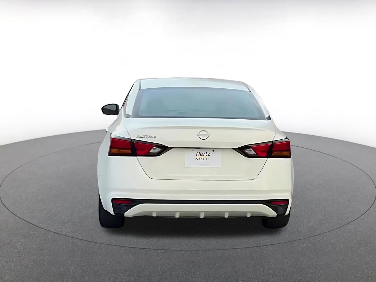 Thumbnail: 2025 Nissan Altima - 12