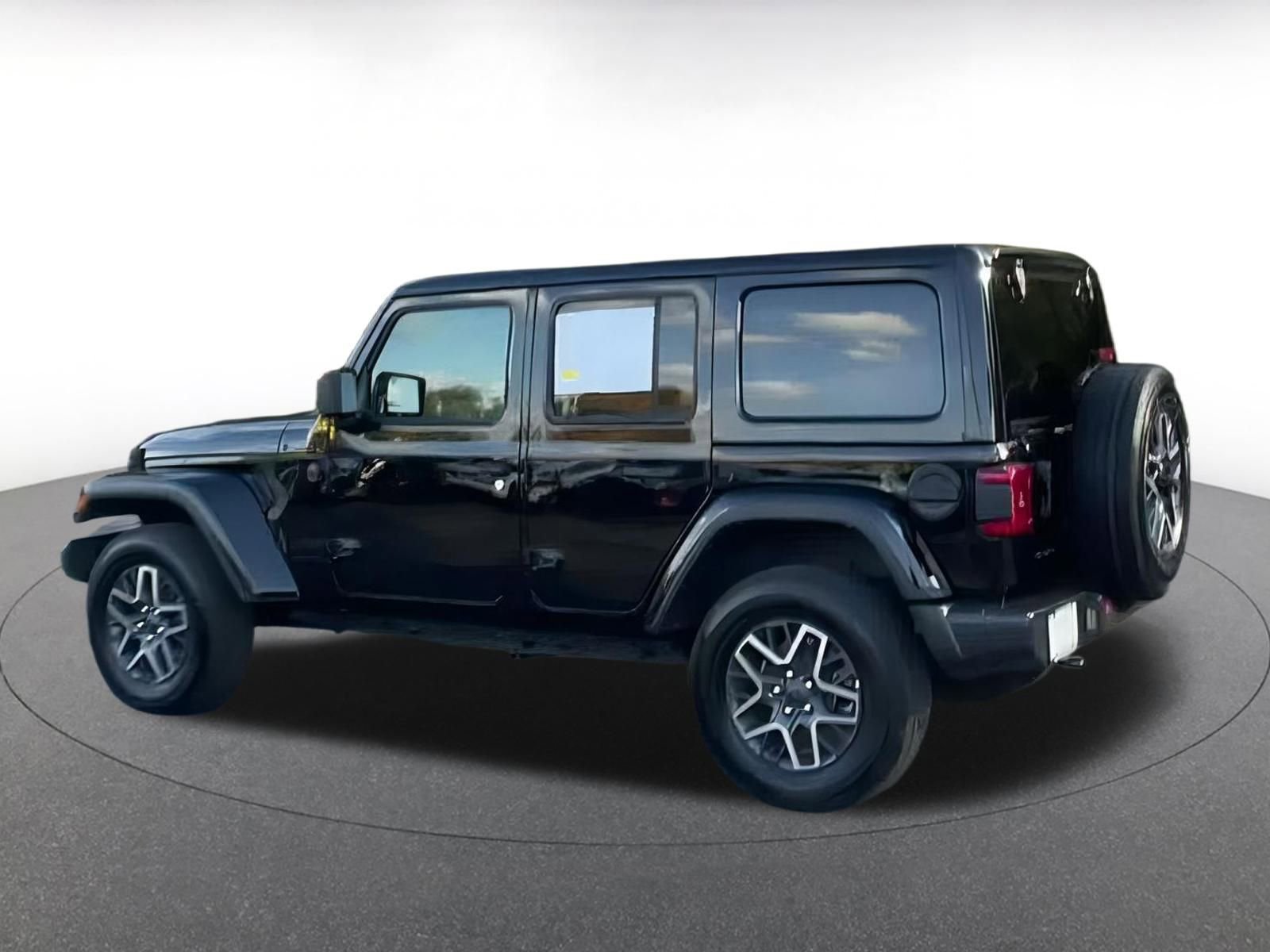Thumbnail: 2025 Jeep Wrangler - 3