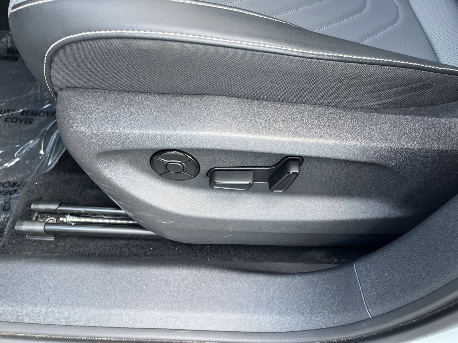Thumbnail: 2026 Volkswagen Tiguan - 22