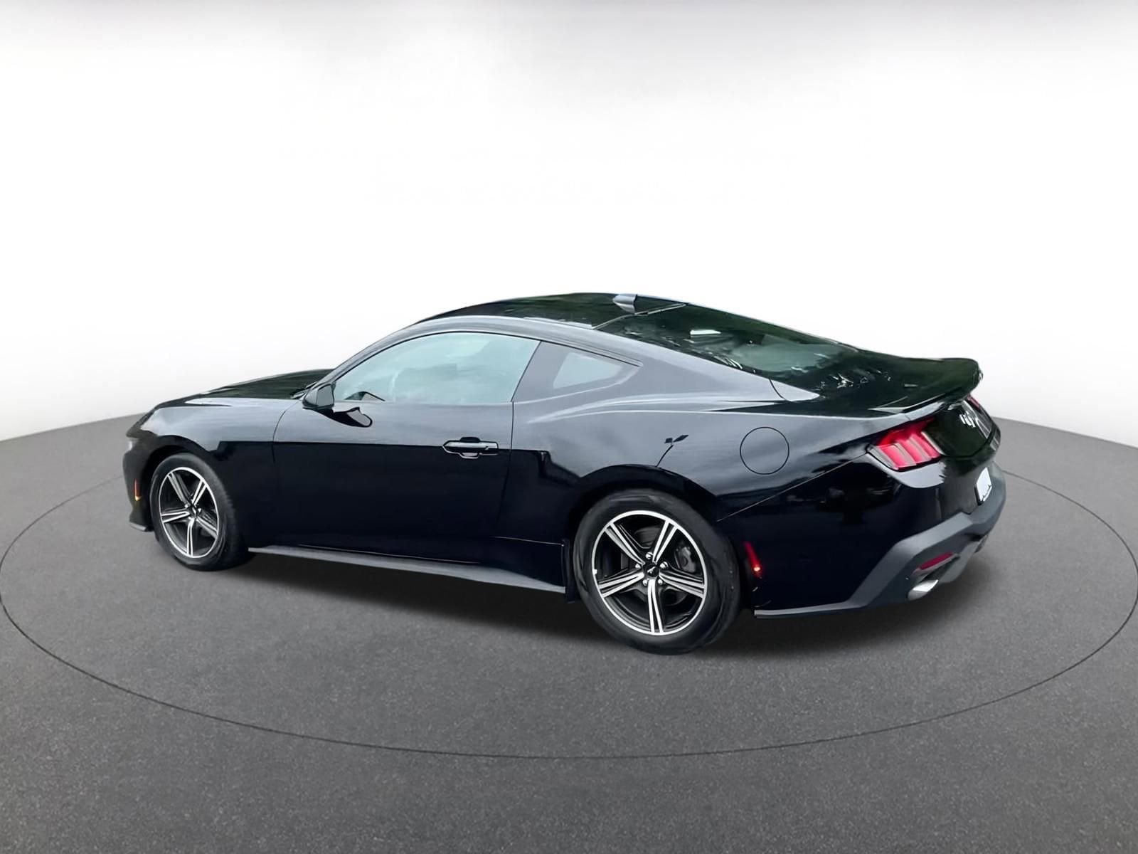 Thumbnail: 2024 Ford Mustang - 9