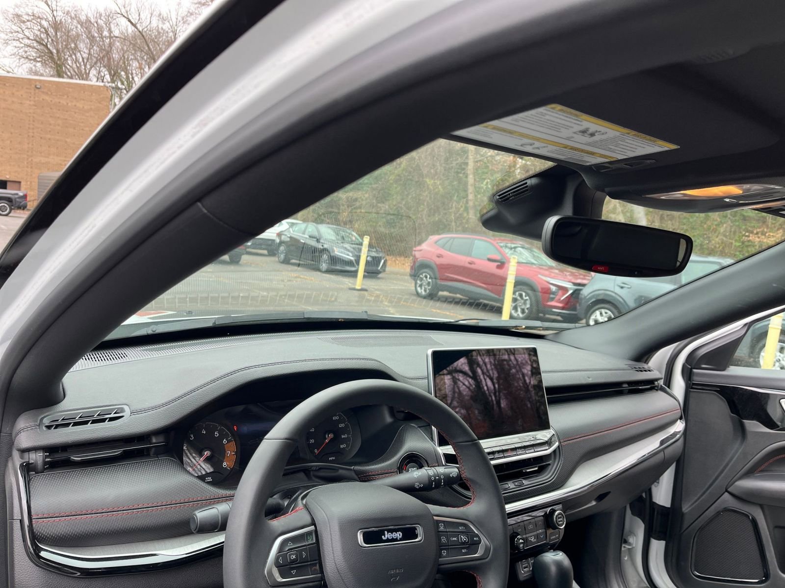 Thumbnail: 2025 Jeep Compass - 31