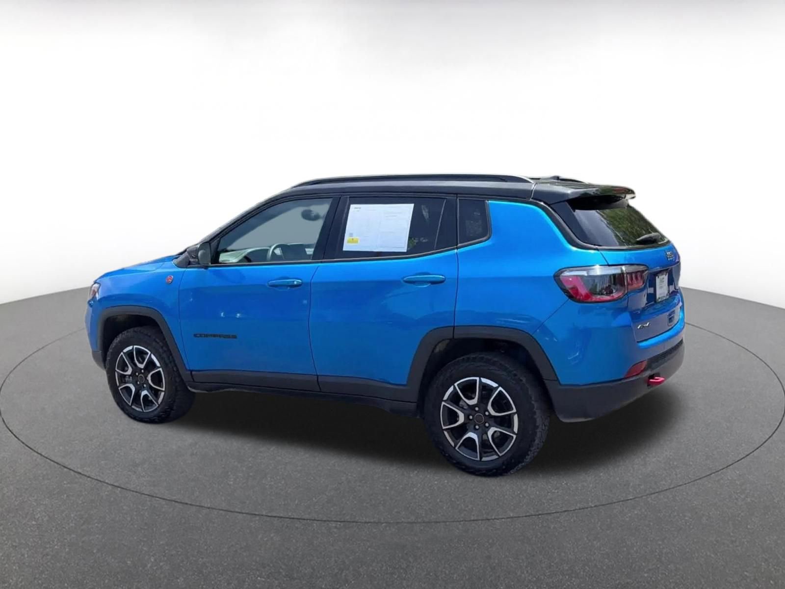 Thumbnail: 2025 Jeep Compass - 10