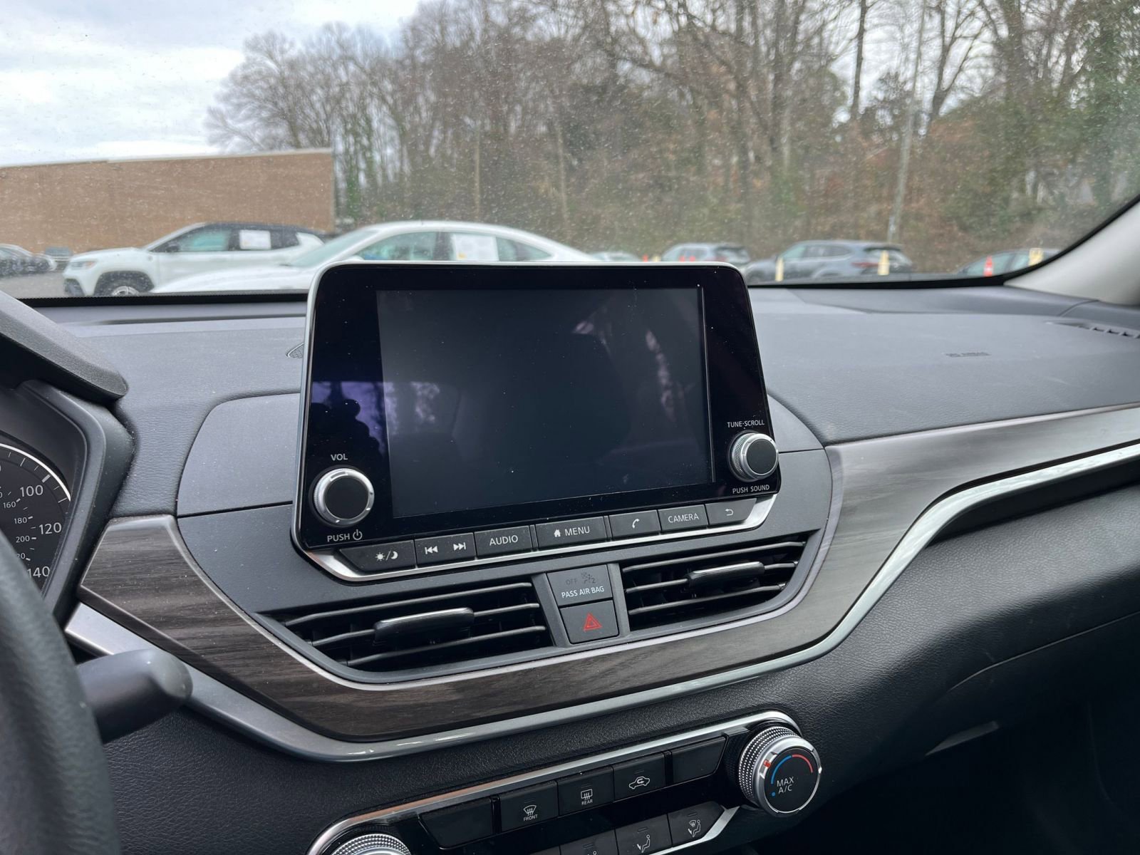 Thumbnail: 2025 Nissan Altima - 17