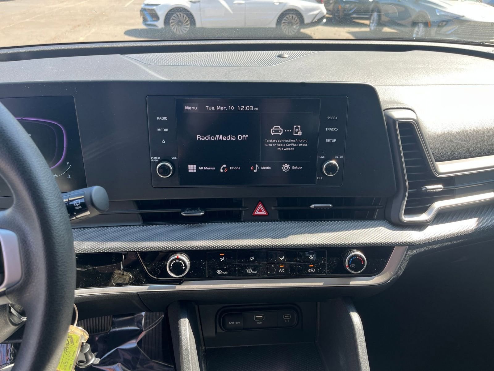 Thumbnail: 2025 Kia Sportage - 17