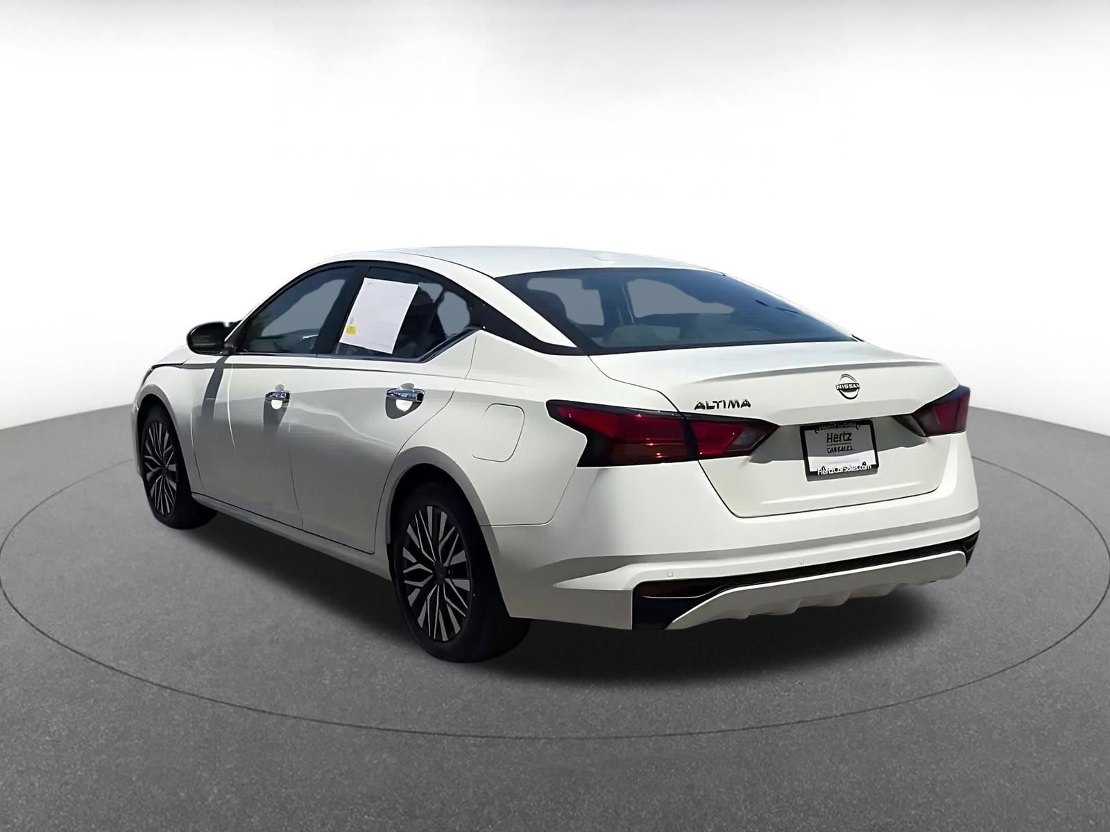Thumbnail: 2025 Nissan Altima - 11