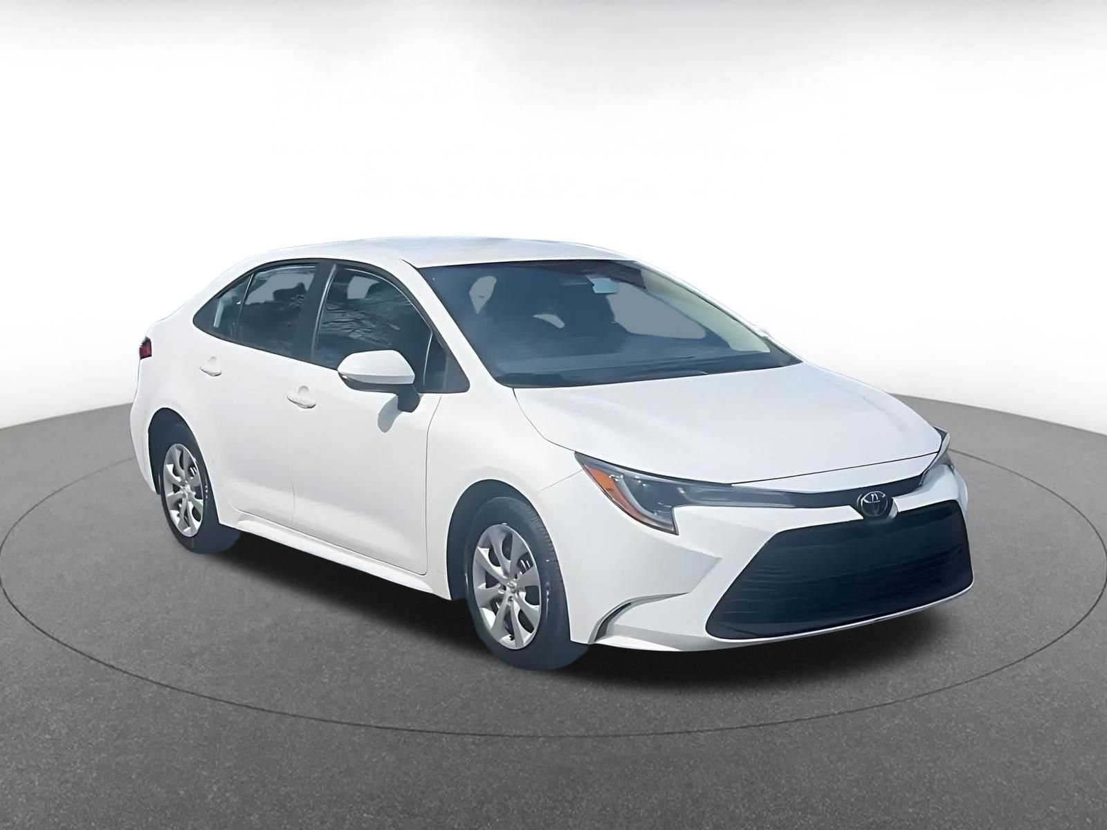 Thumbnail: 2025 Toyota Corolla - 3