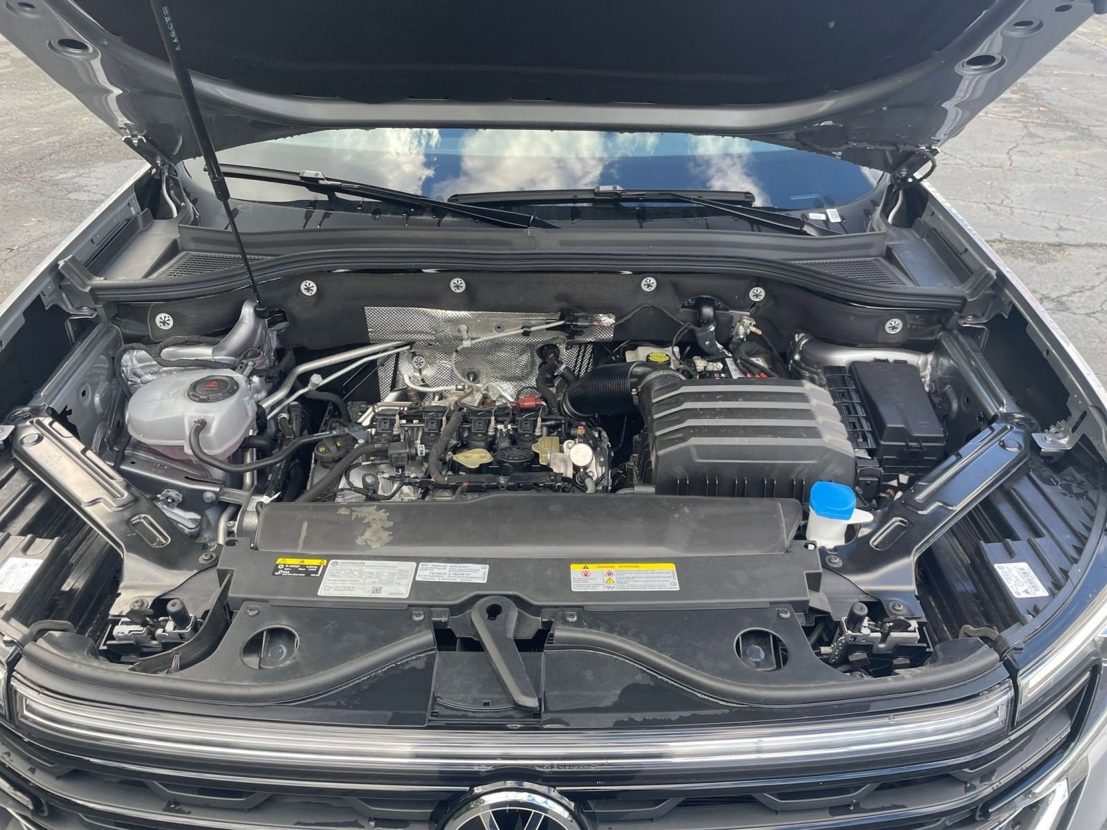 Thumbnail: 2025 Volkswagen Atlas - 28